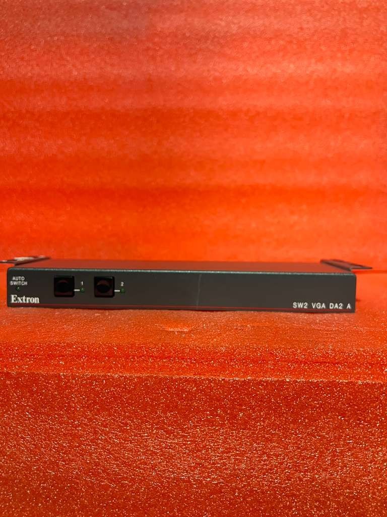 Extron Switch Active SW2 VGA DA2 A  Switcher