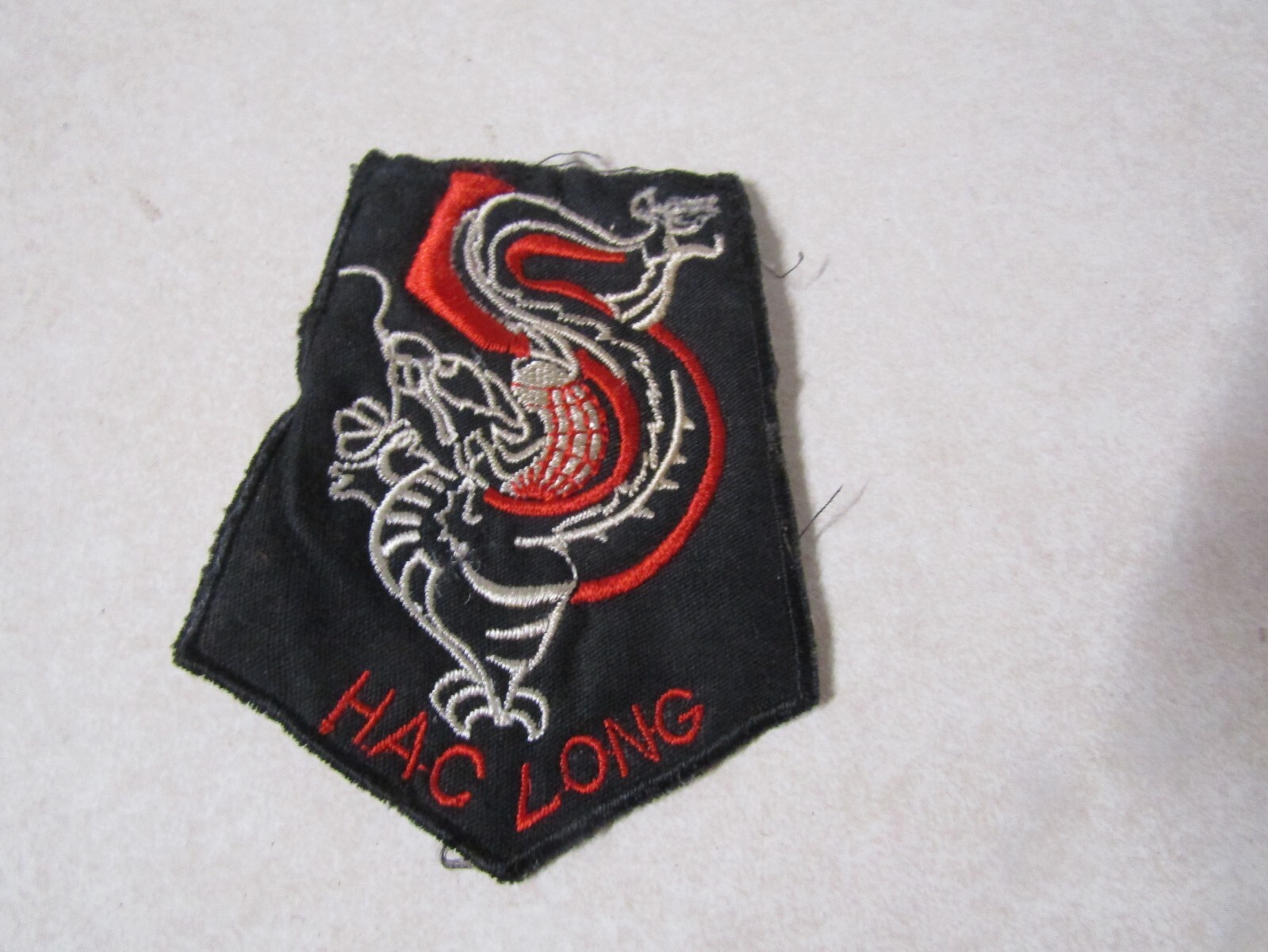 MILITARY PATCH SEW ON OLD VIETNAM ERA 5TH MARINE BN HAC LONG BLACK DRAGON