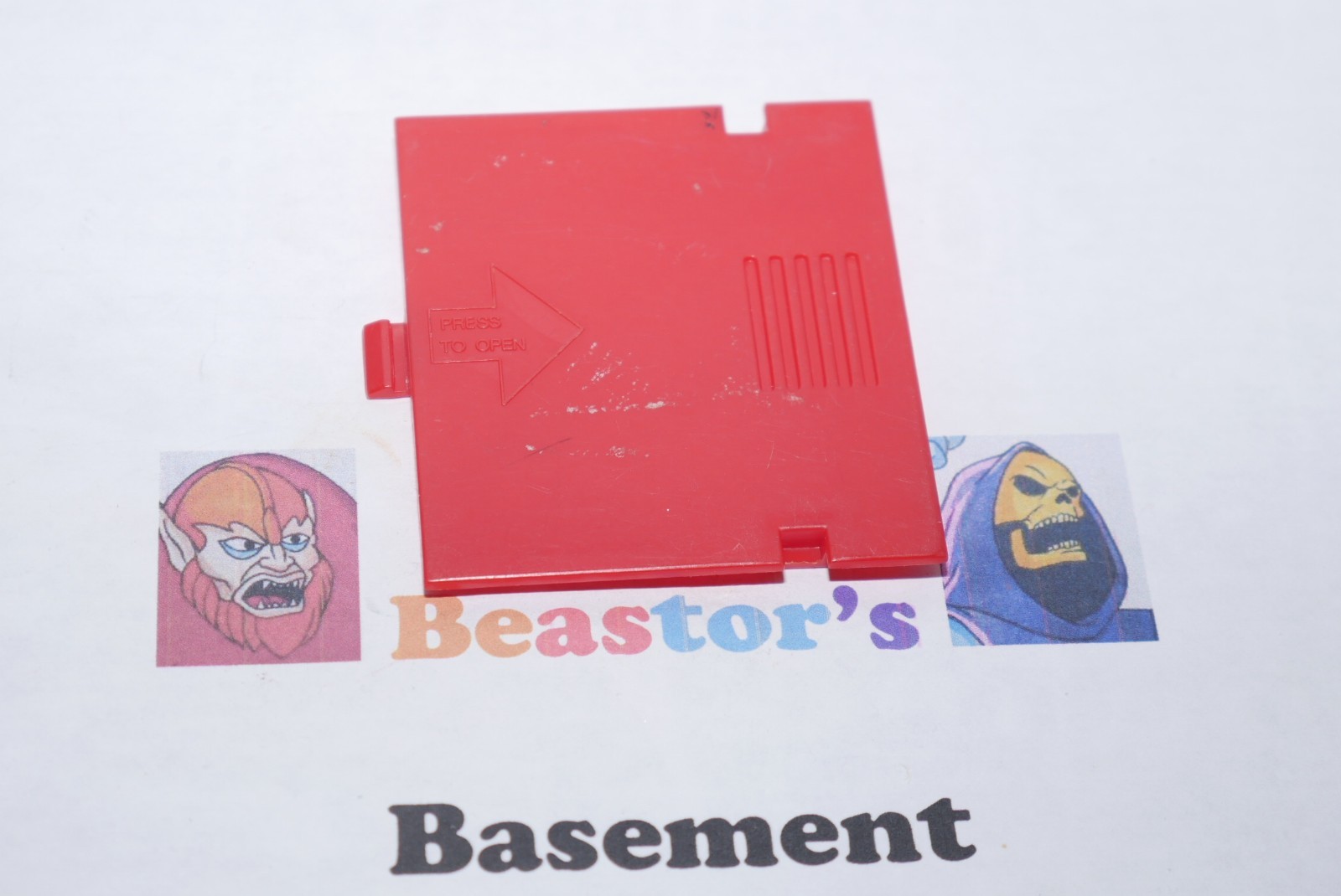 He-Man Attak Trak battery cover door part VTG 1982 Masters of the Universe MOTU