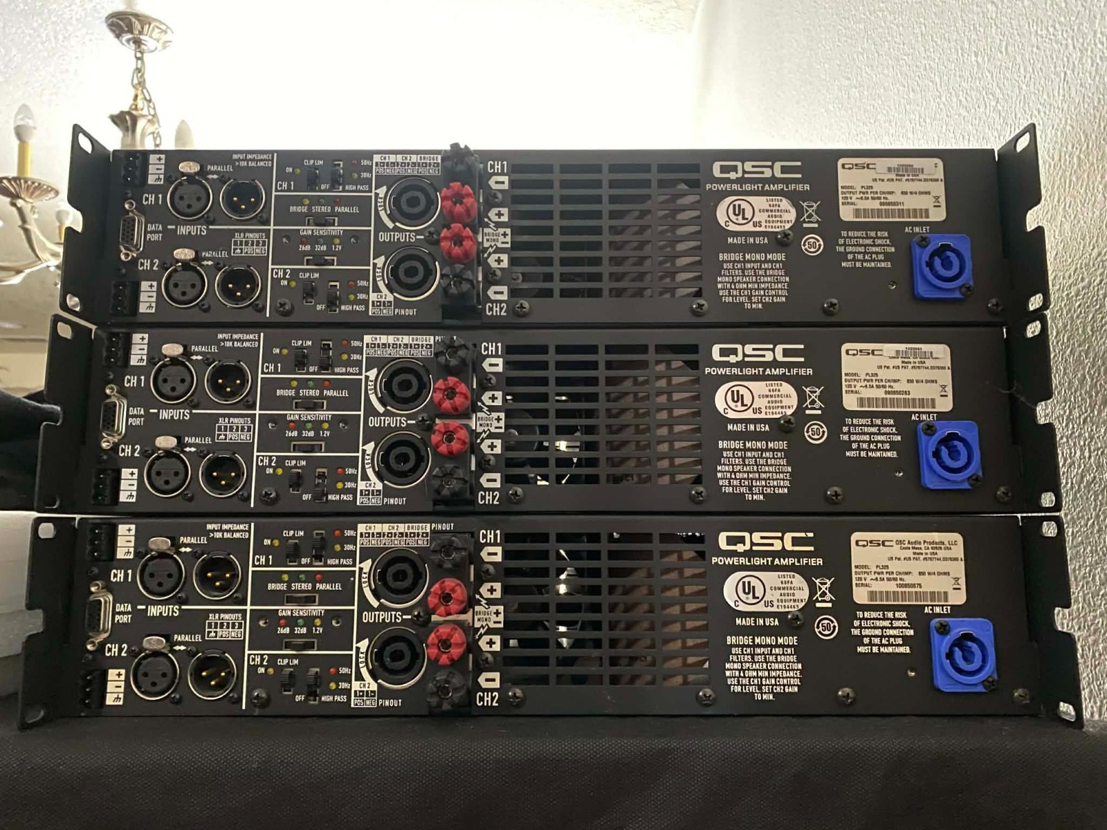 QSC PL325 Powerlight 3 Series Power Amplifier