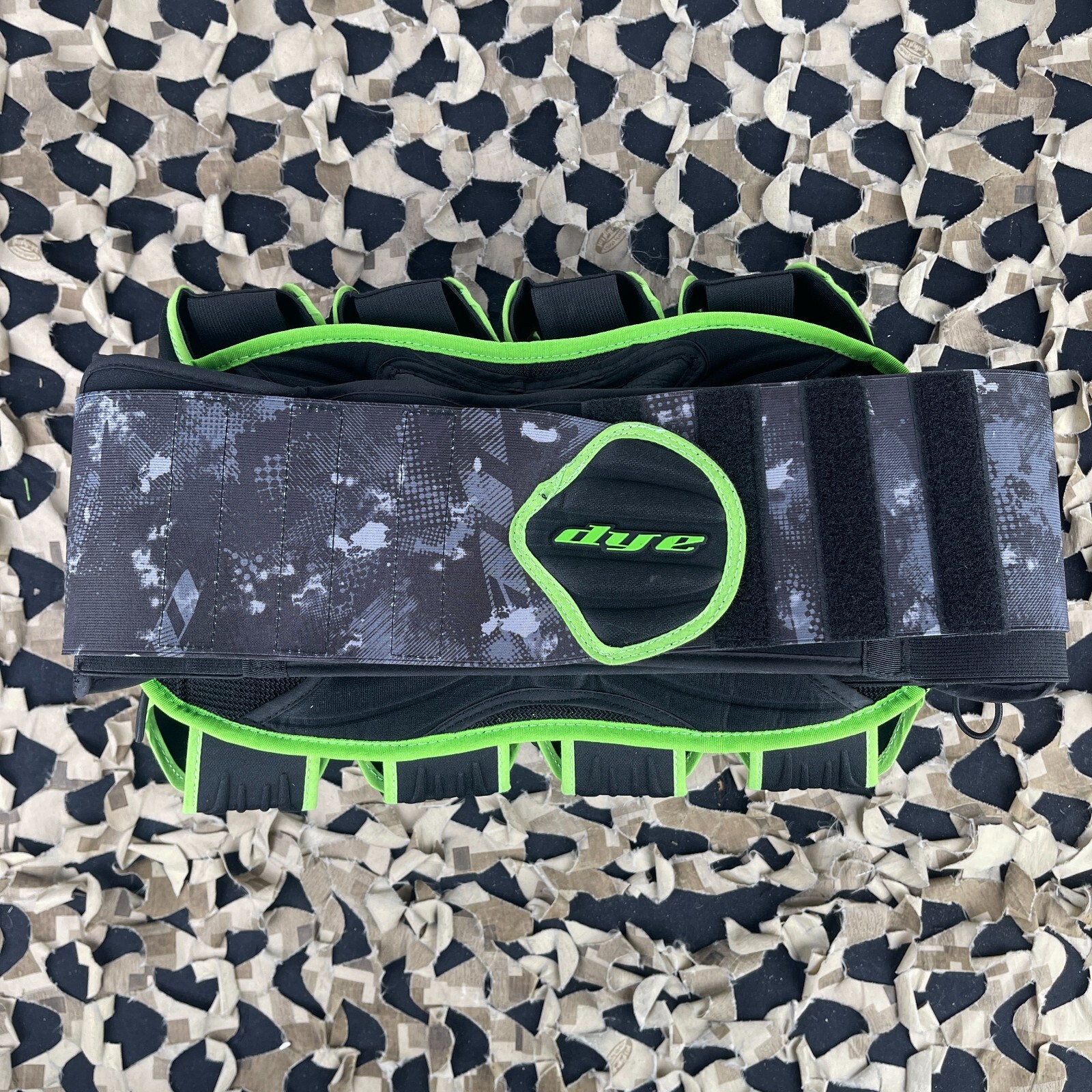NEW DYE Assault Pack Harness 4+5 - Lime DyeCam