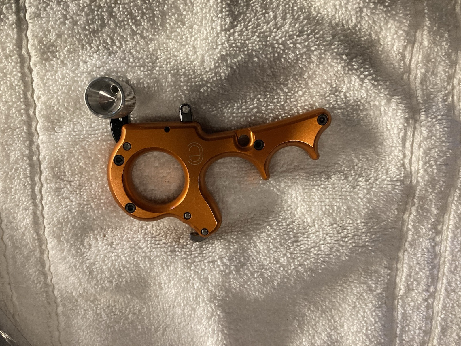 Carter EZ Release Orange 3 Finger