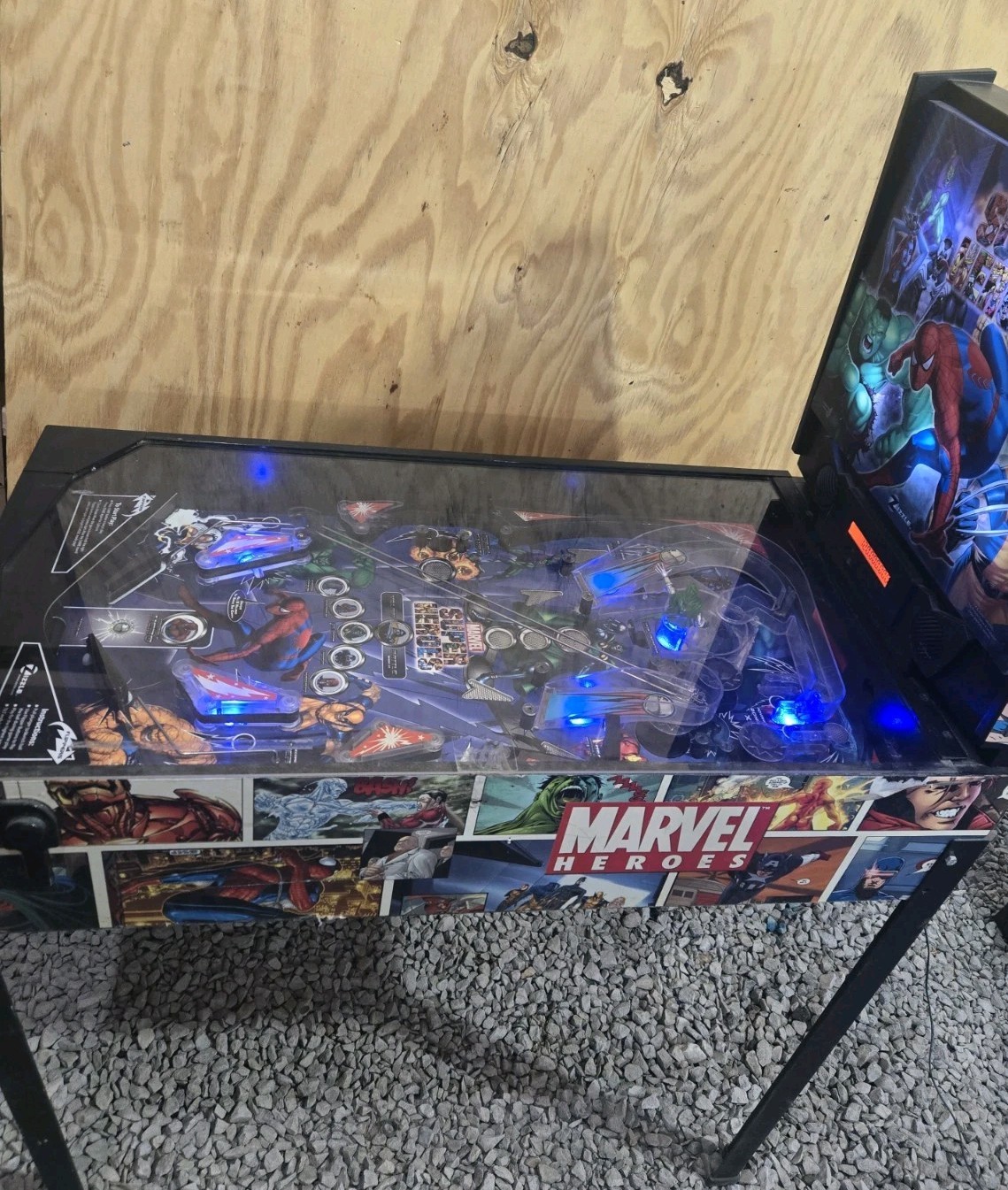 2007 Zizzle Marvel Superheroes 3/4 Arcade Pinball Machine FLIPPERS DONT WORK