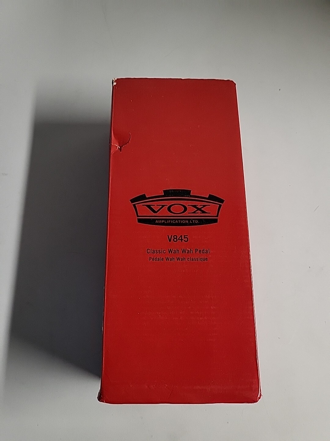 Vox V845 Wah Wah Pedal. Used. Bottom Screw Pads Missing