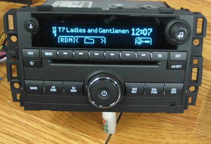 2007-13 GM Chevy Tahoe Silverado GMC Yukon Radio CD Mp3 Input US8 Unlocked