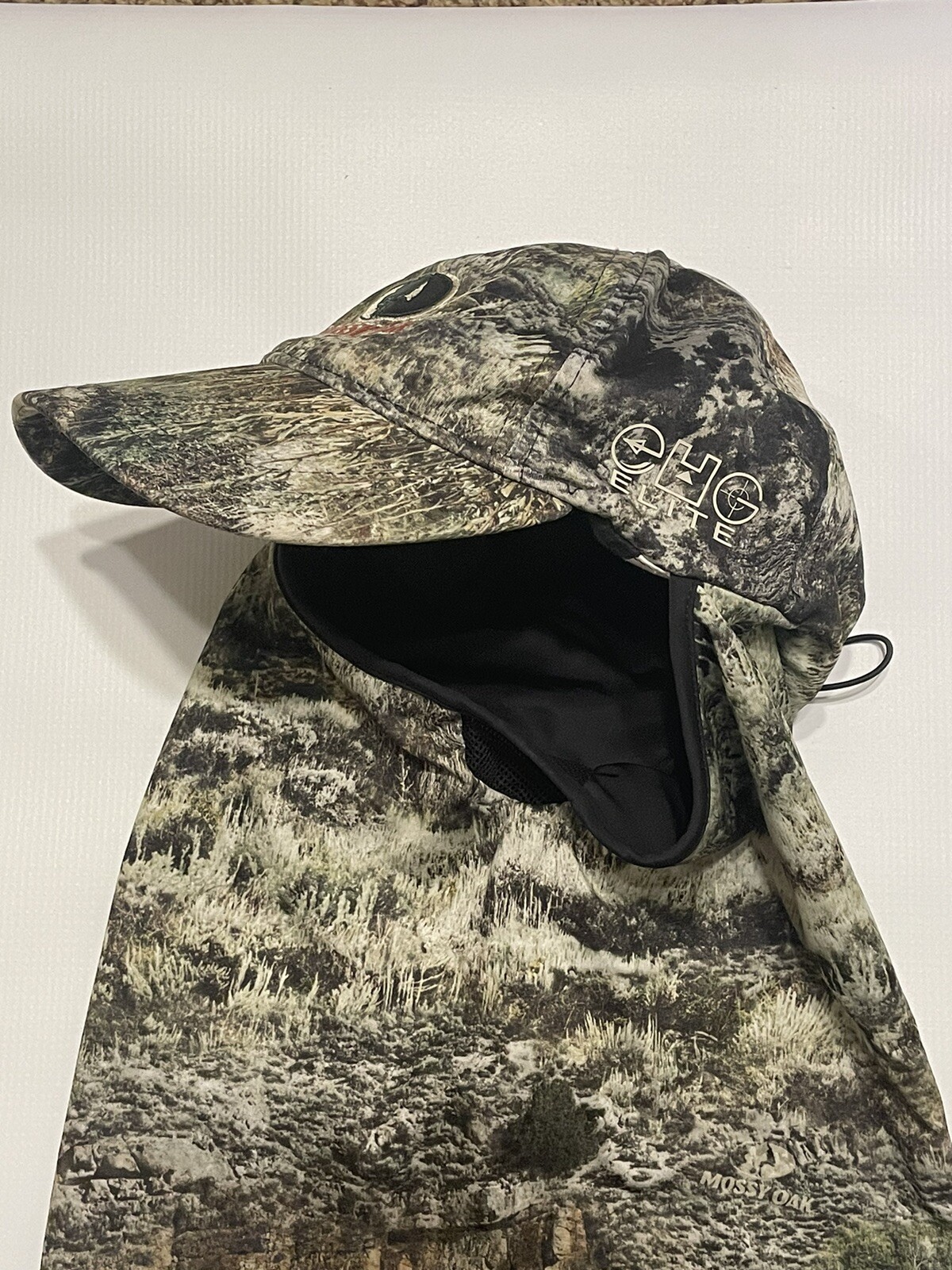 Mossy Oak Hat With Gator