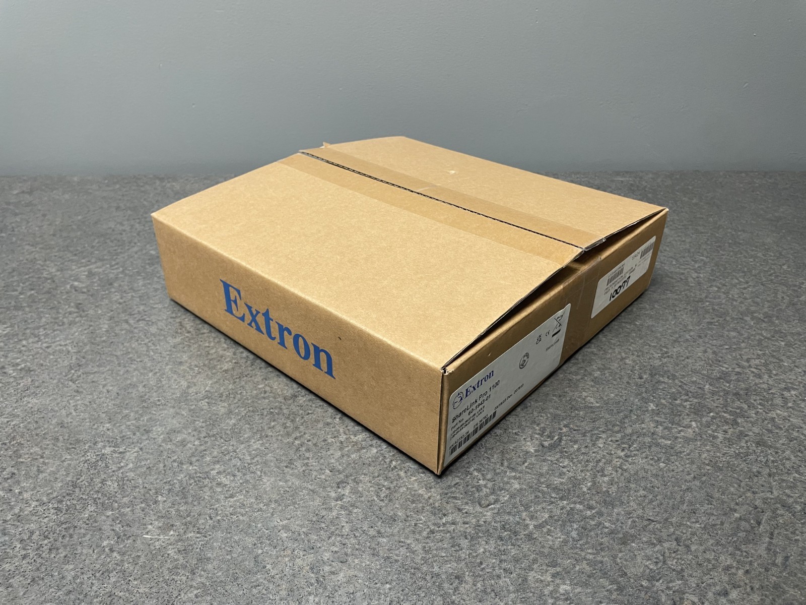 Extron Sharelink Pro 1100 Wired and Wireless Presentation System 60-1943-01