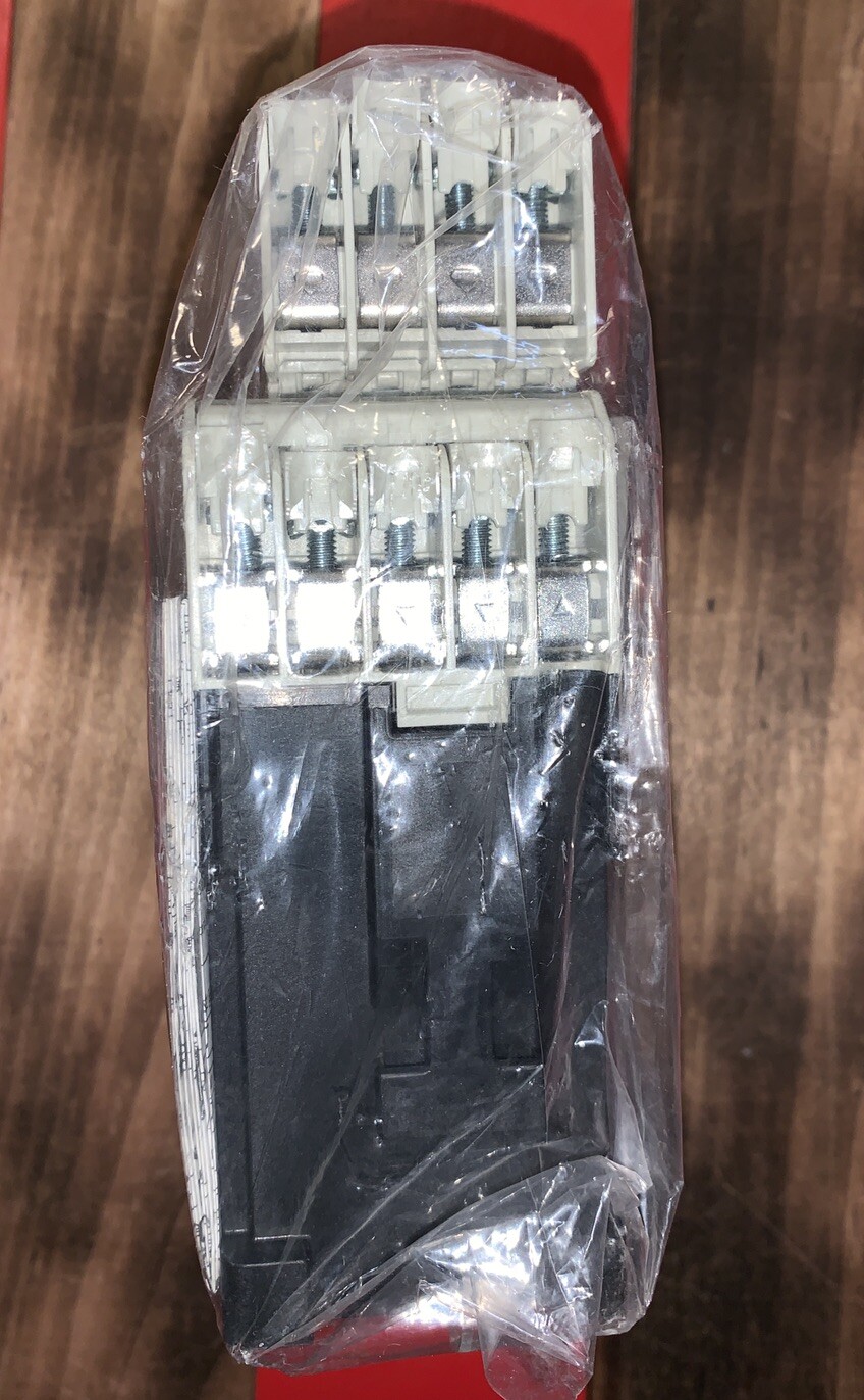 Mitsubishi SRD-T9BC COIL DC125V Solid State Overload/Relay ONE PIECE