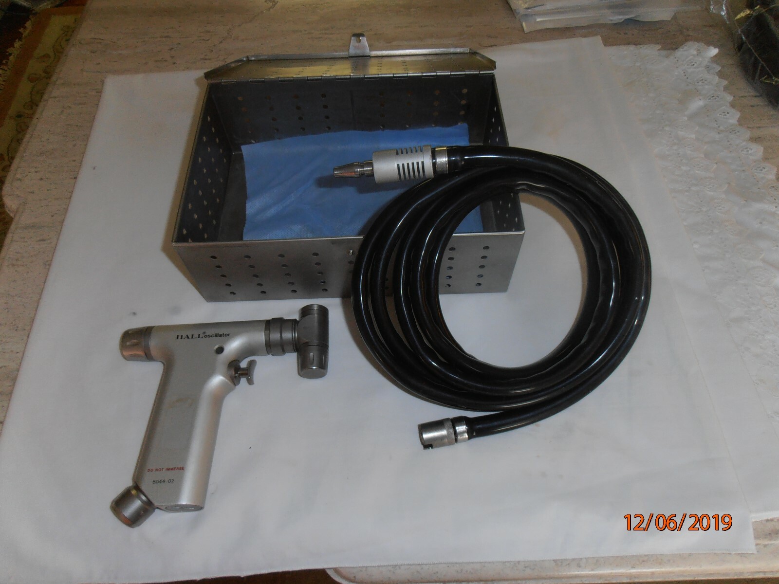 Hall Oscillating Saw with hose and Sterilization box.