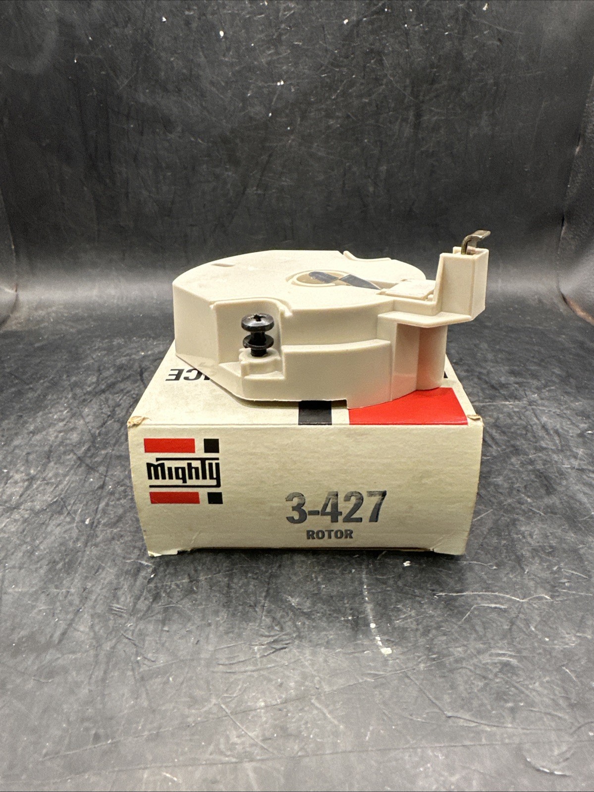 🇺🇸Mighty 3-427 Distributor Rotor 74-07 GM’s See Description *
