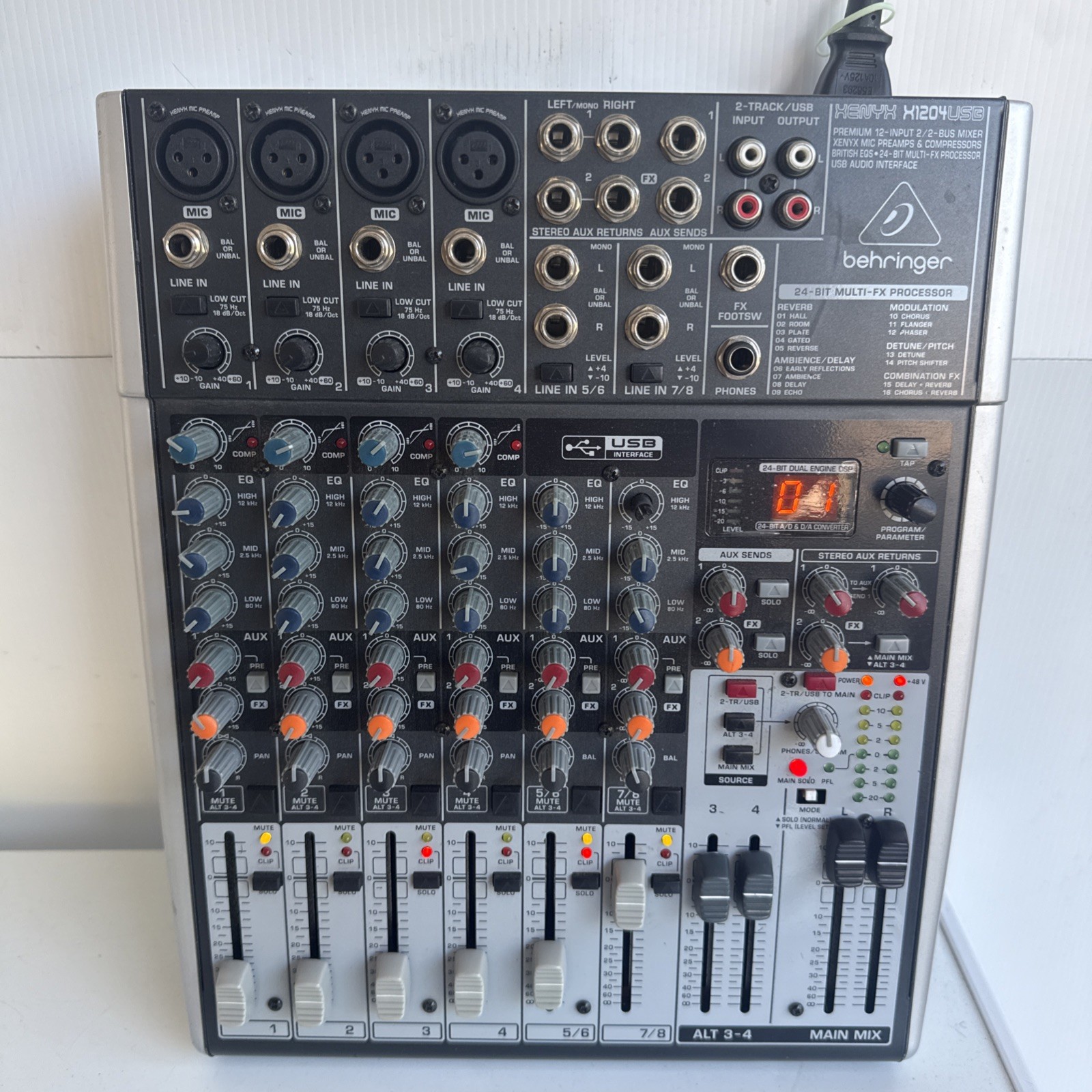 🎧 Behringer XENYX X1204USB USB Mixer - Great Functional Condition