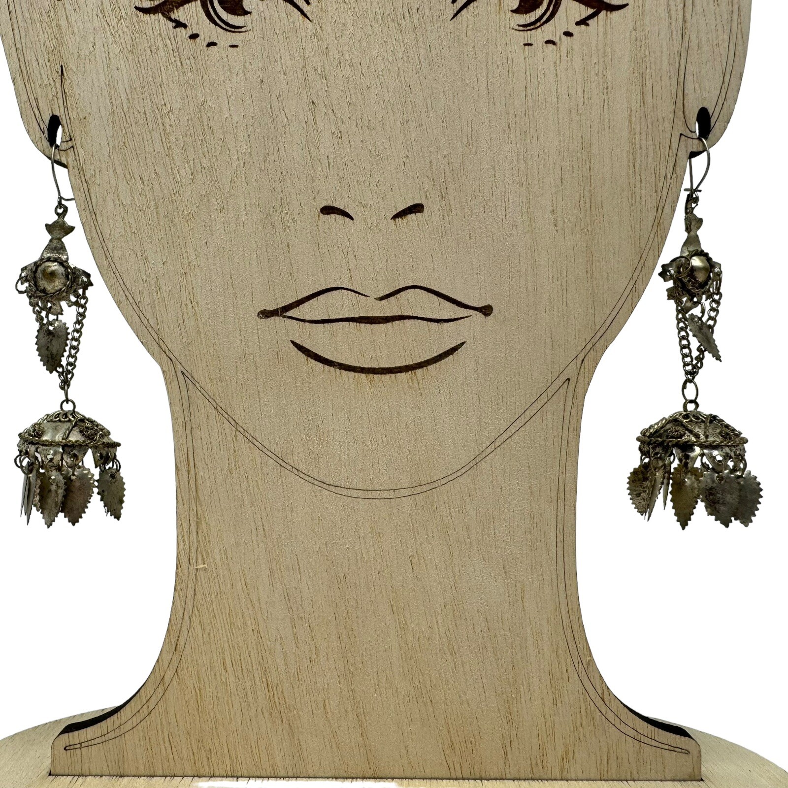 Vintage silver tone dangling leaves leaf chandelier earrings Lightweight Boho