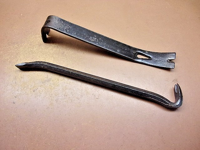 2-Piece Demo Lot 15" Drew No. 277H Cats Paw & Unbranded Pry Bar/Nail Puller