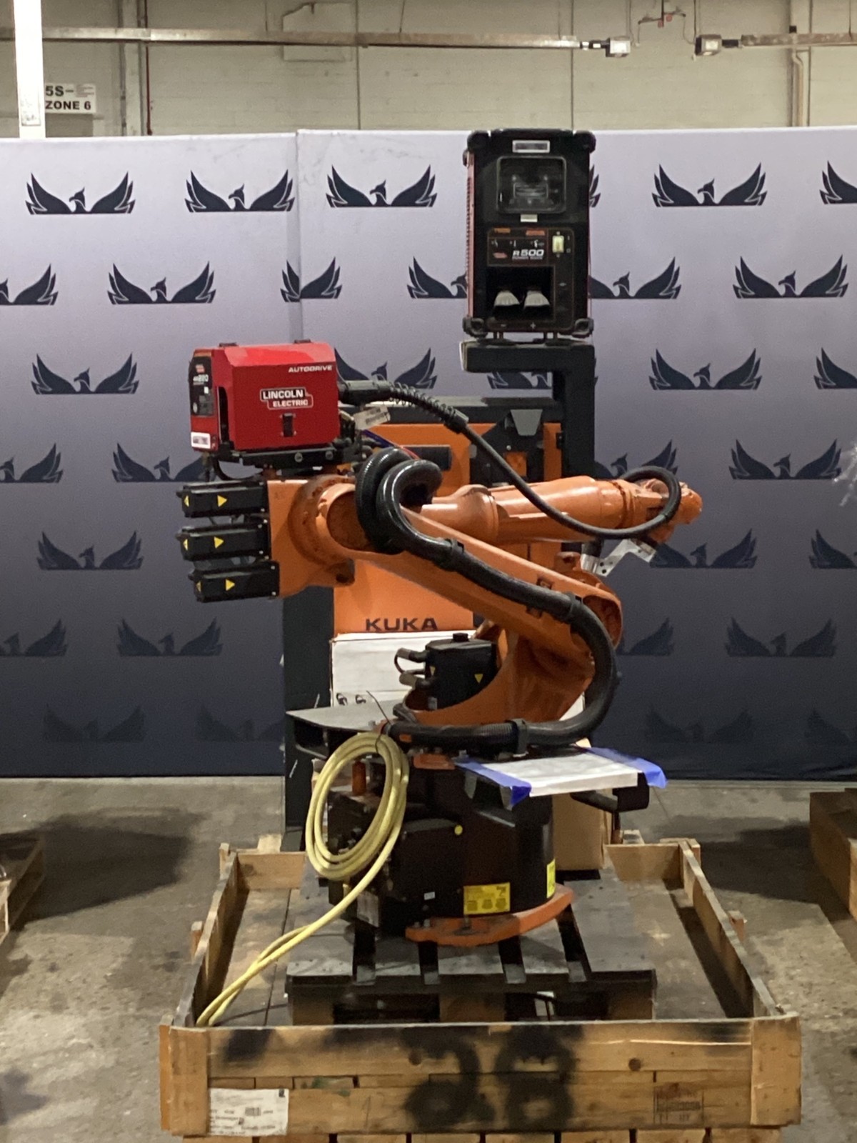 KUKA KR16 L6-2 w/ KR C4 Controls Lincoln R550 Weld Package & TT3A Reamer NEW