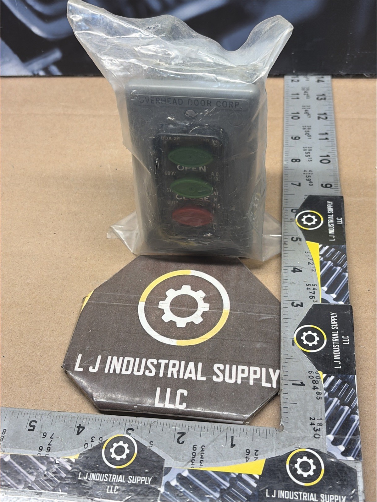 NEW! OVERHEAD DOOR Collec 18-6 Pushbutton Control _#MULTIPLE IN STOCK_*WARRANTY!