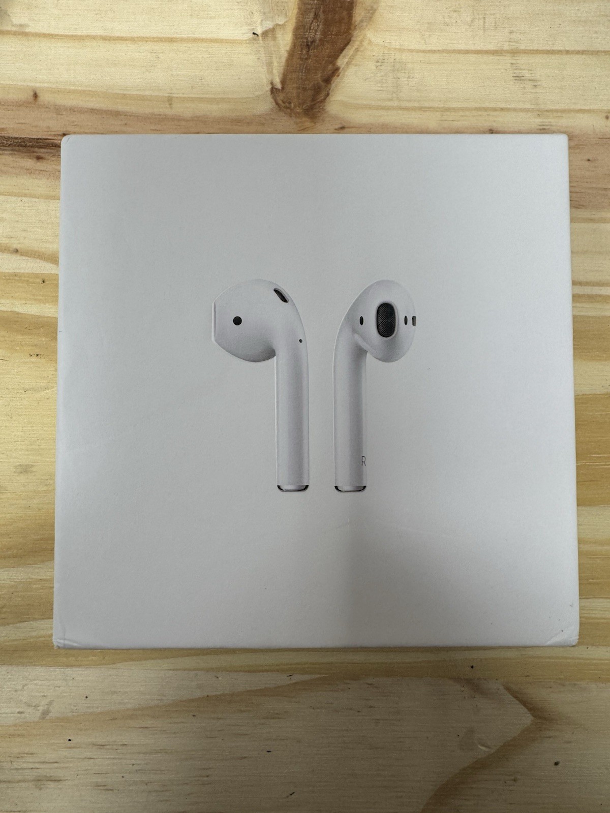 Apple AirPods 2nd Generation With Charging Case Sealed Opened Box