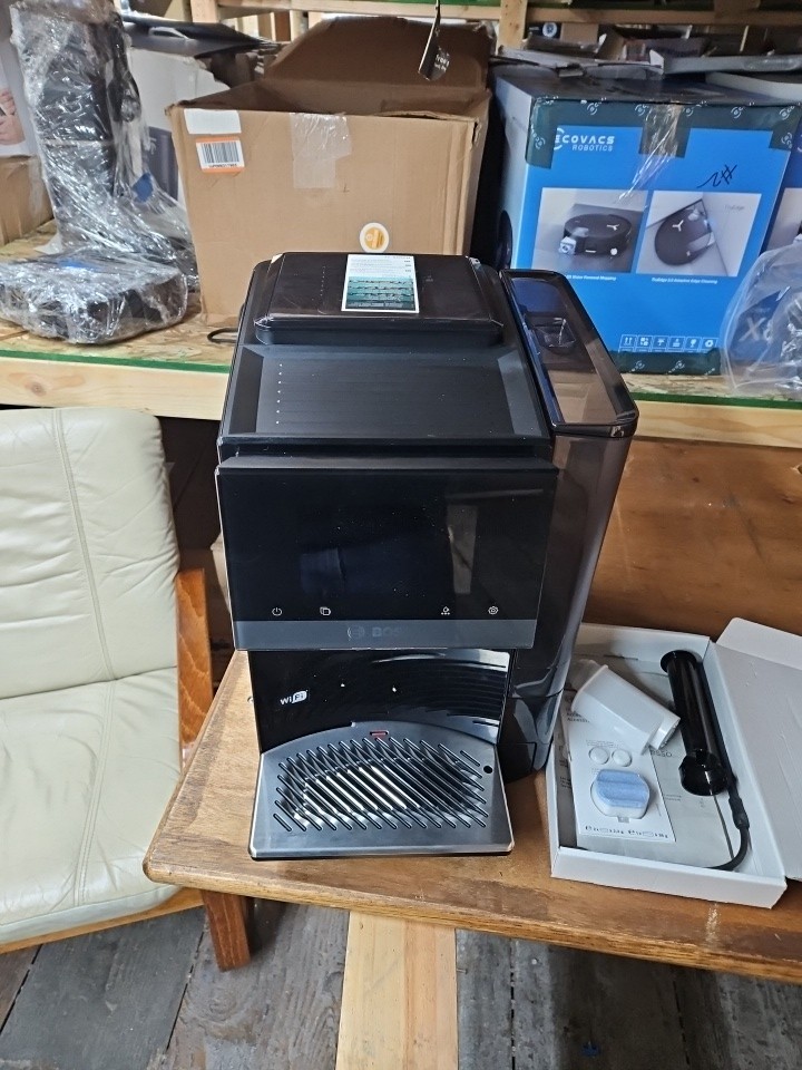 READ Bosch 800 Series VeroCafe Fully Automatic Espresso Machine