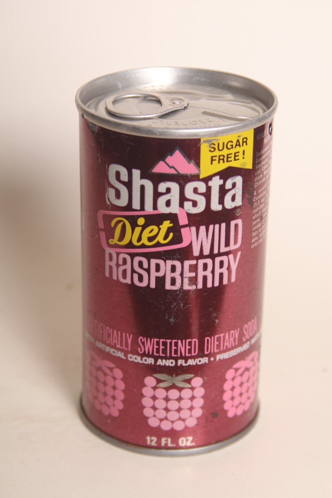 Shasta Diet Wild Raspberry soda can - 12oz