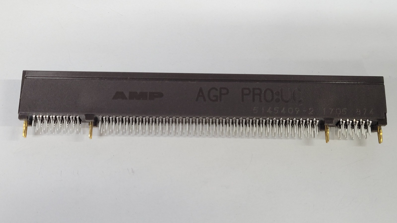 AMP AGP Pro:UC 5145409-2 Card Edge Connector