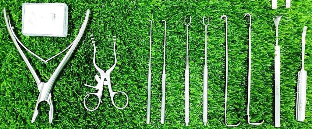 26pcs Basic General Hand Palm Wrist Surgery Plastic & Veterinary Instruments Set
