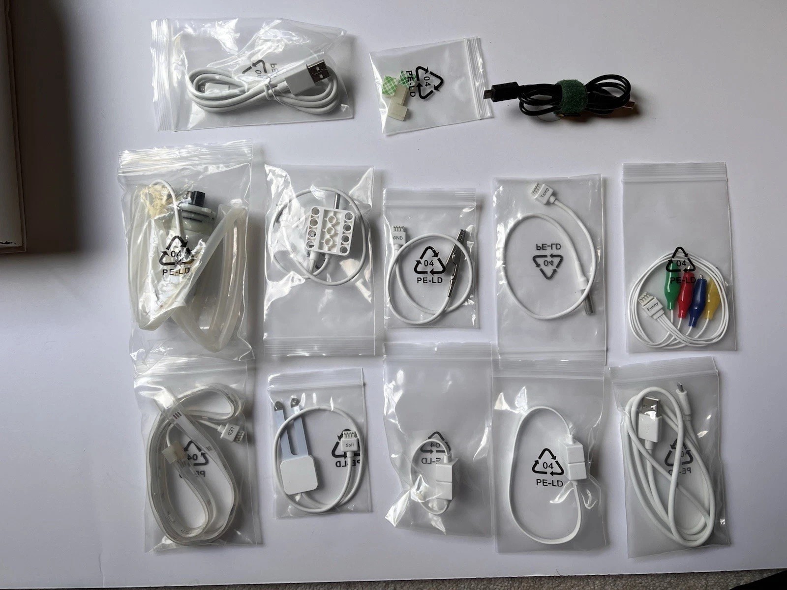 Makeblock Neuron Science Lab Kit - Kickstarter STEAM kit - STEM Electronics