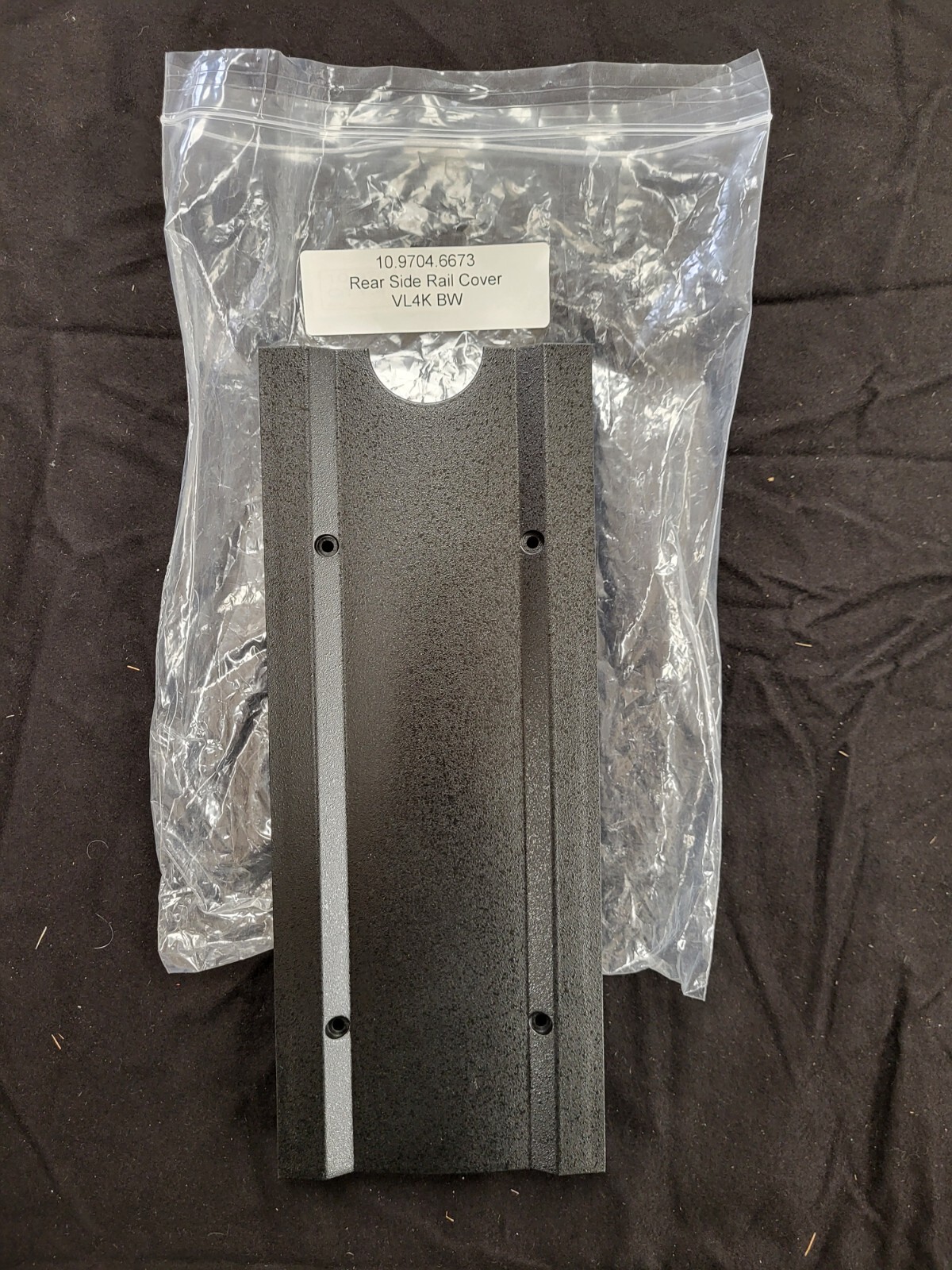 Rear Side Rail cover for VL4kbw