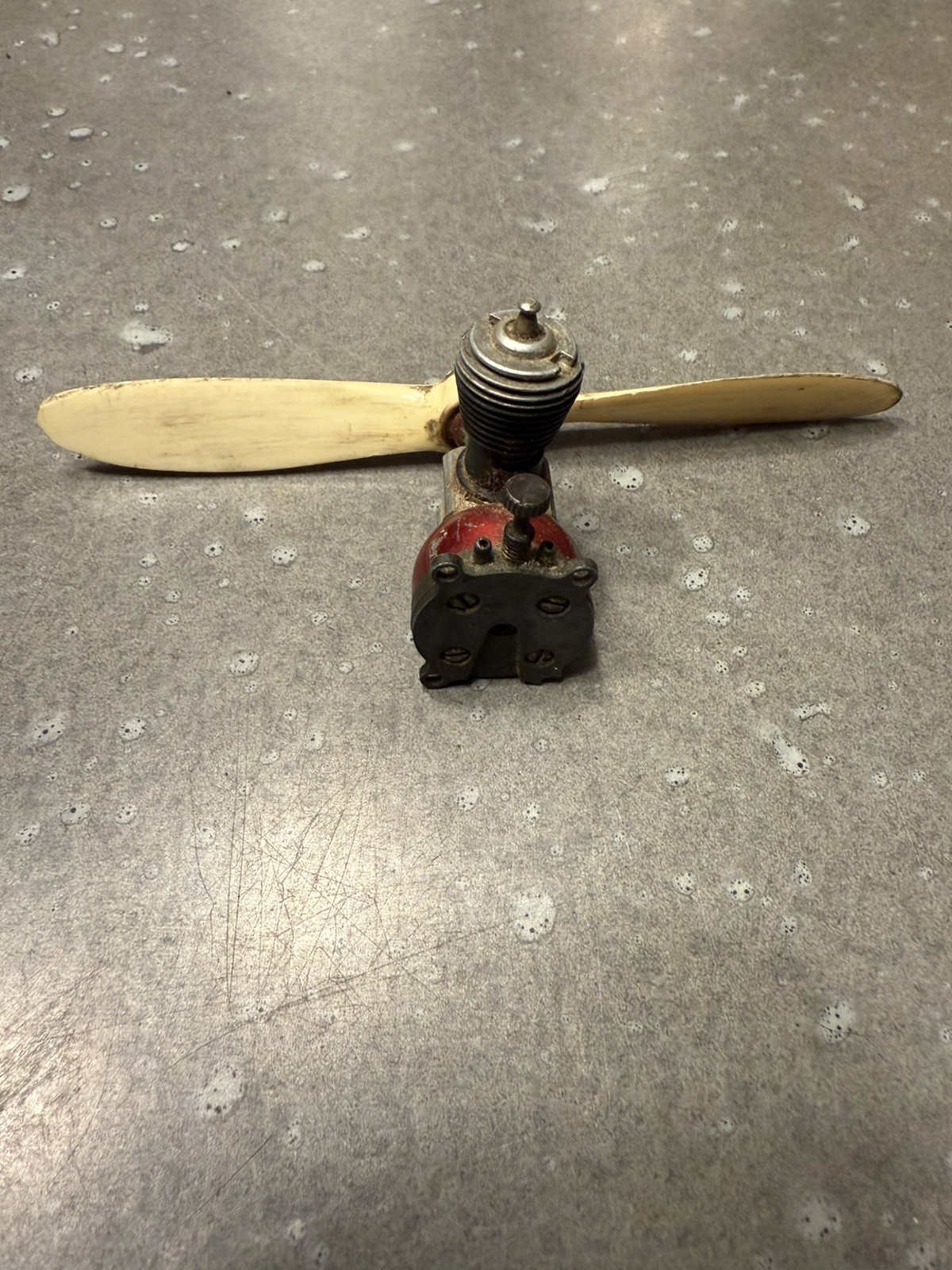 Thimble Drome 049 w/Propellor Airplane Plane Engine Motor Model