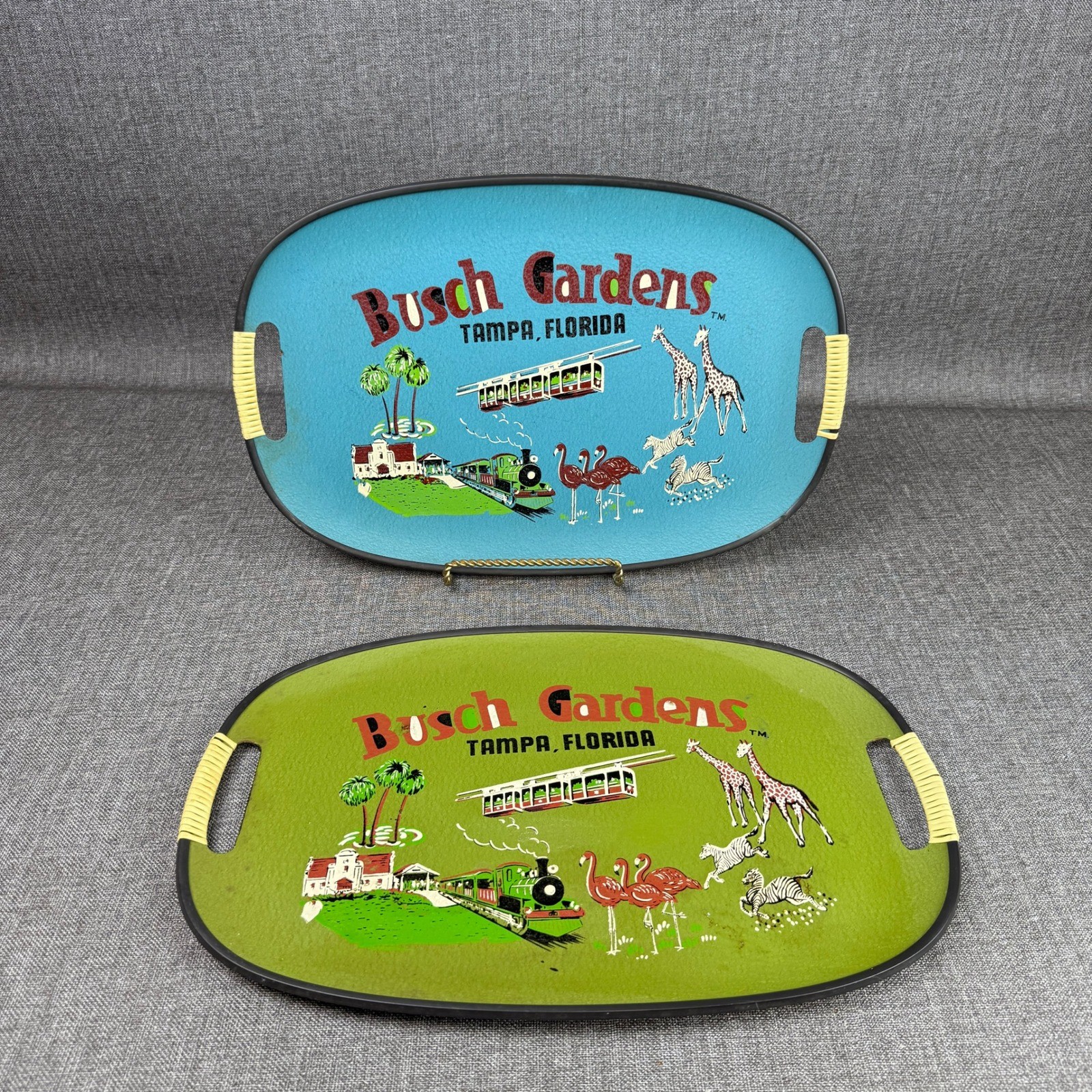 Pair of Vintage Bush Garden Florida Food Trays , size: 18"x12"