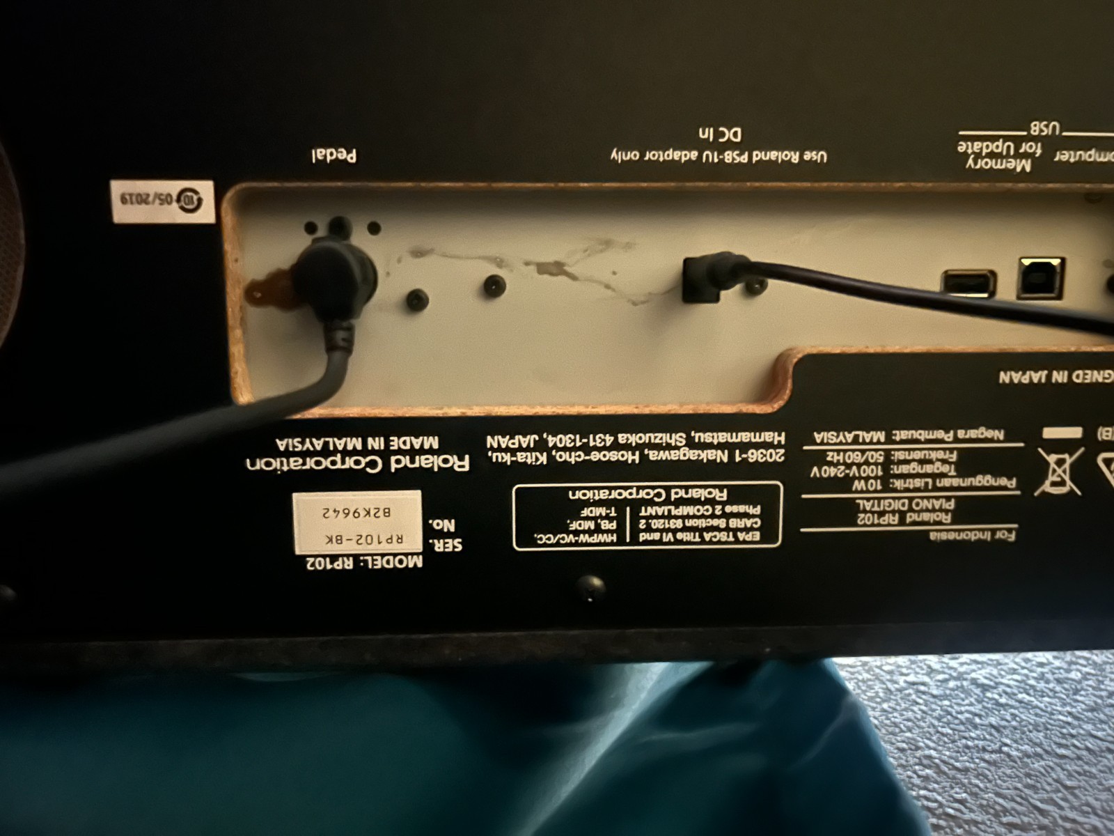 roland rp102 + books and cables