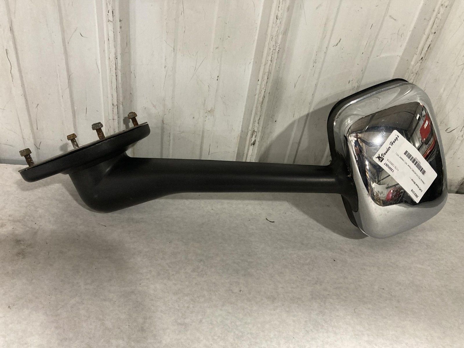 2008-2021 Freightliner CASCADIA Left/Driver Hood Mirror - Used
