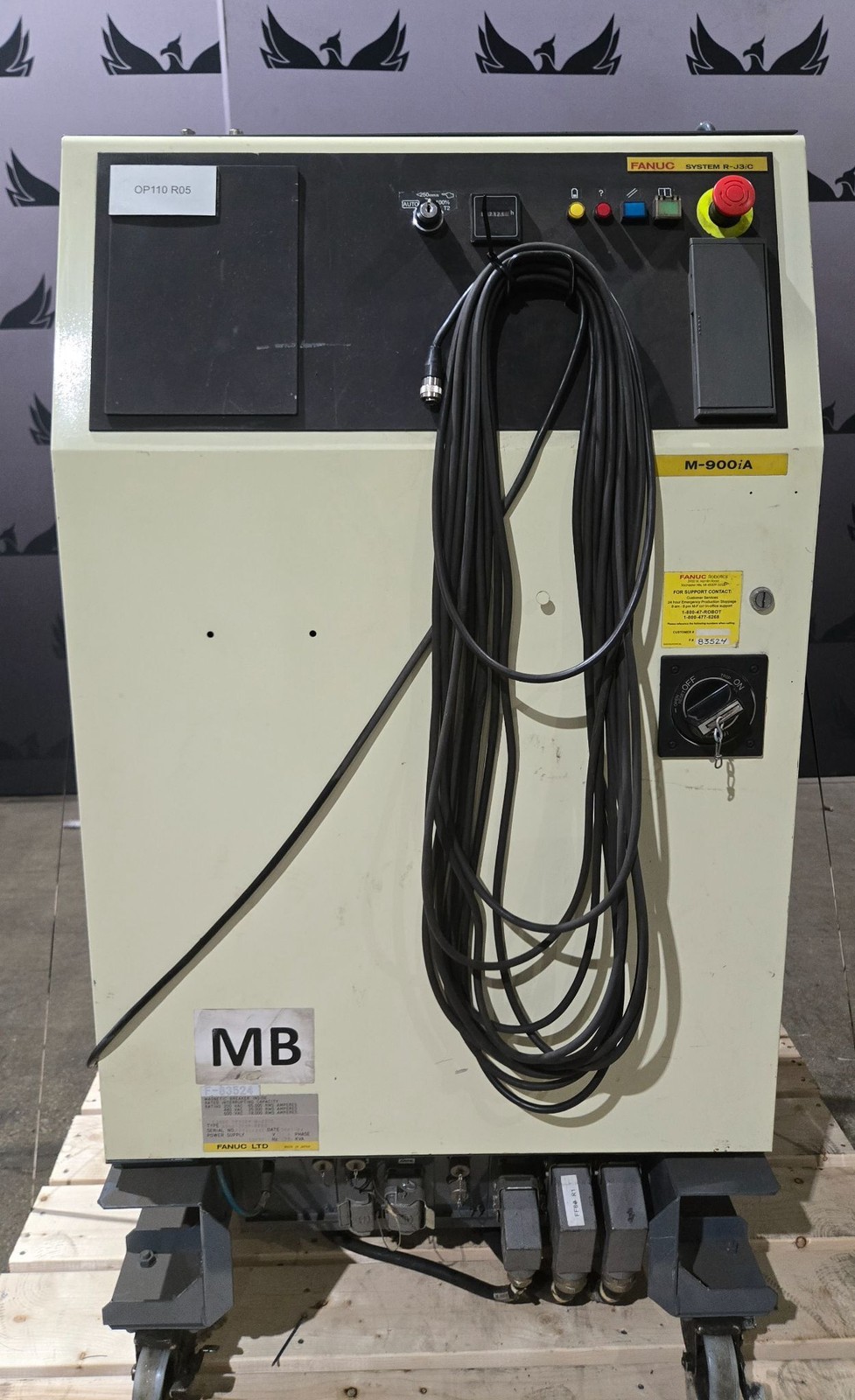 FANUC M900IA/350 Complete with R-J3iC Controller USED
