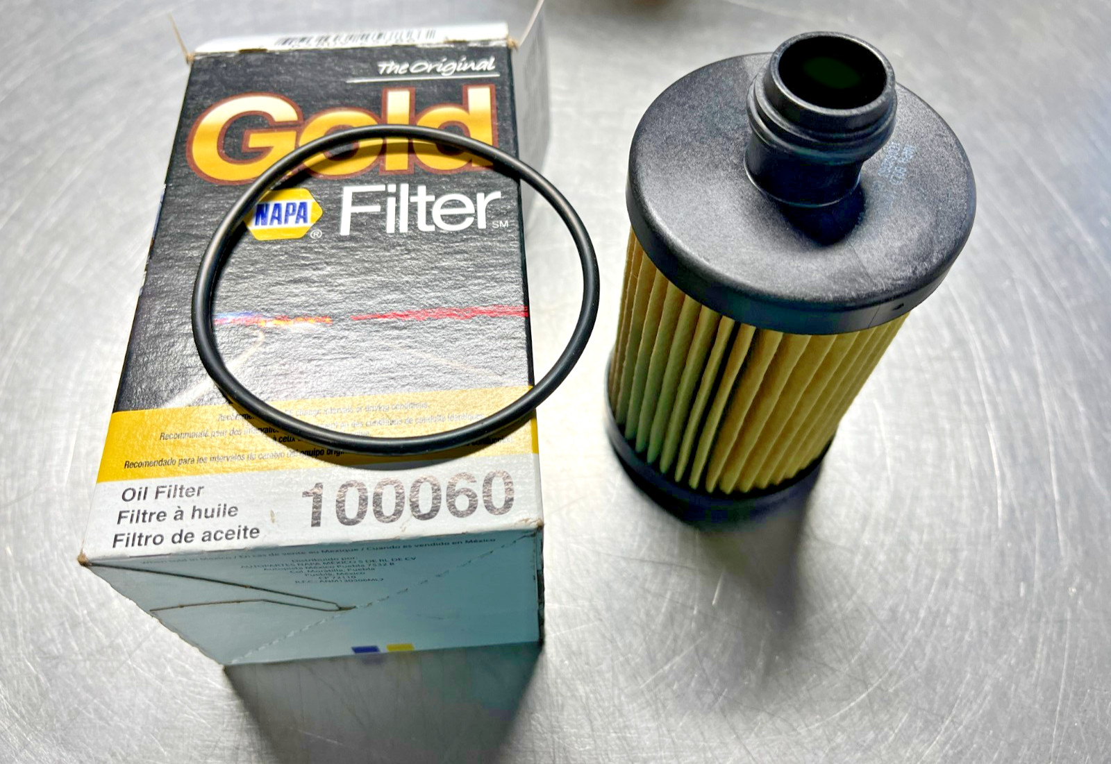 100060  Genuine NAPA  Engine Oil FILTER & O-Ring