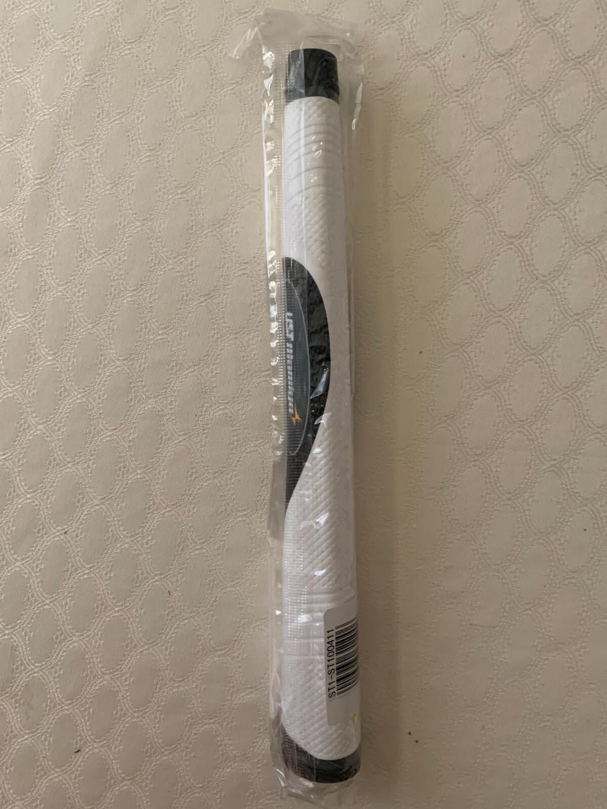 (3) Brand NEW UST Mamiya Putter Grips Standard Size White/Black