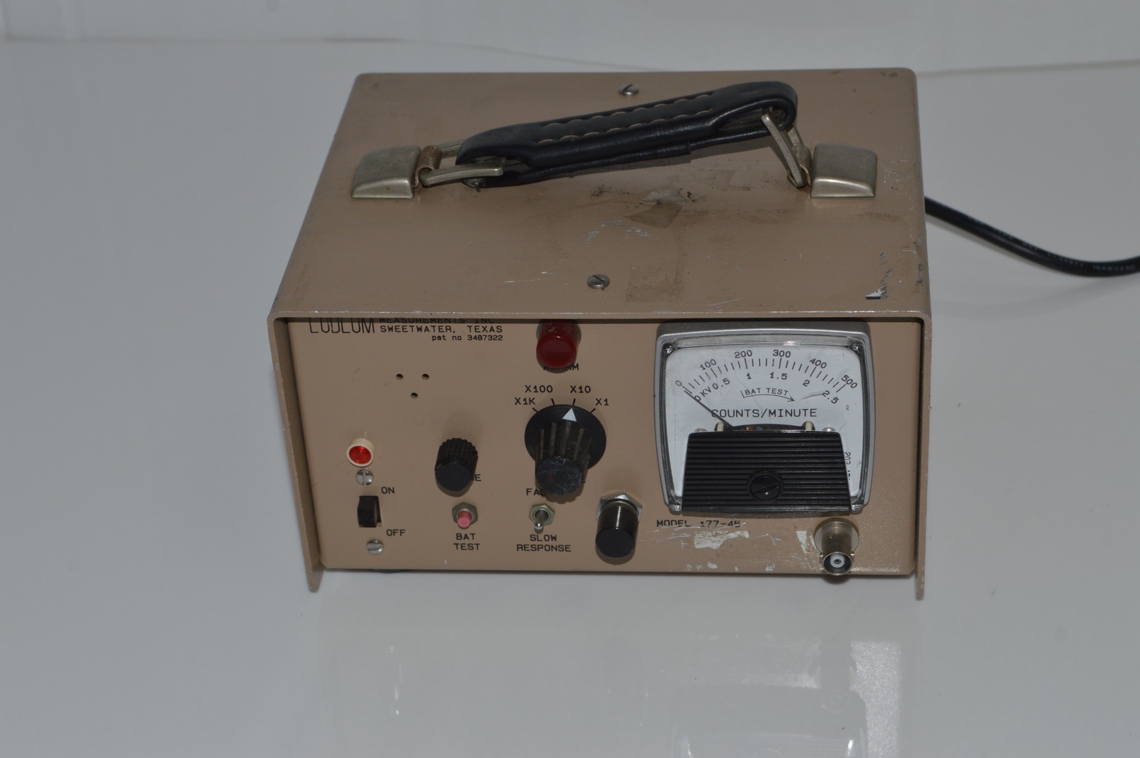 LUDLUM MEASUREMENTS INC MODEL 177-45 RADIATION DETECTOR  (QOR14)