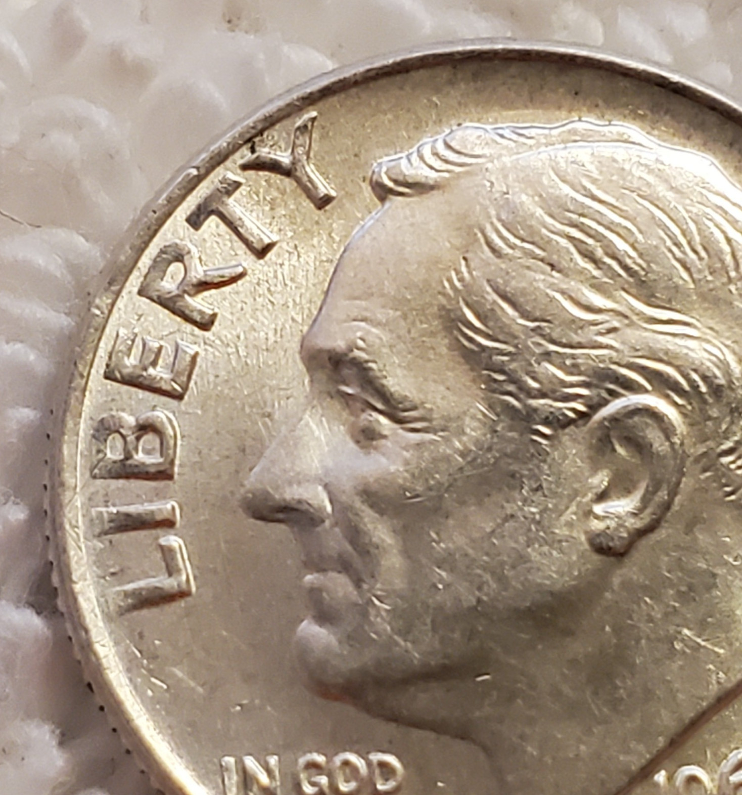 1964-P Roosevelt Dime 90% Silver, High Grade