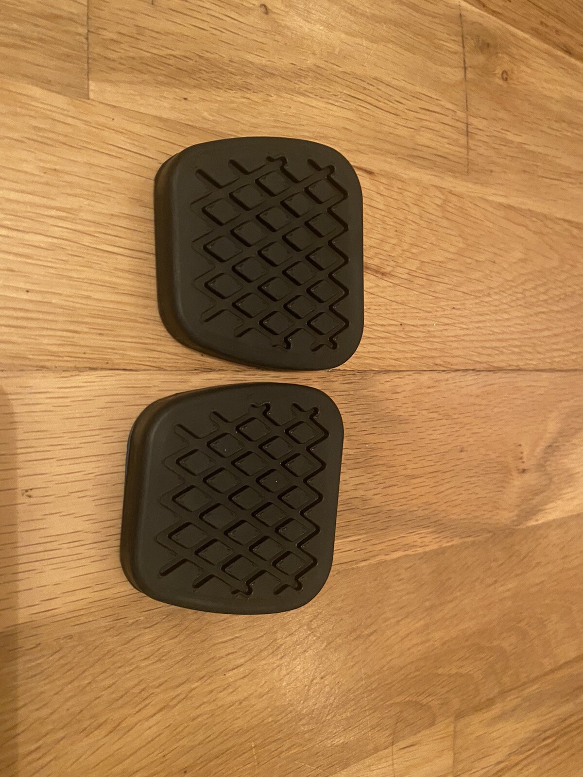 MG Rover MGF MG TF25 45 ZT ZR Freelander DBP7047L Brake & Clutch Pedal  Rubbers