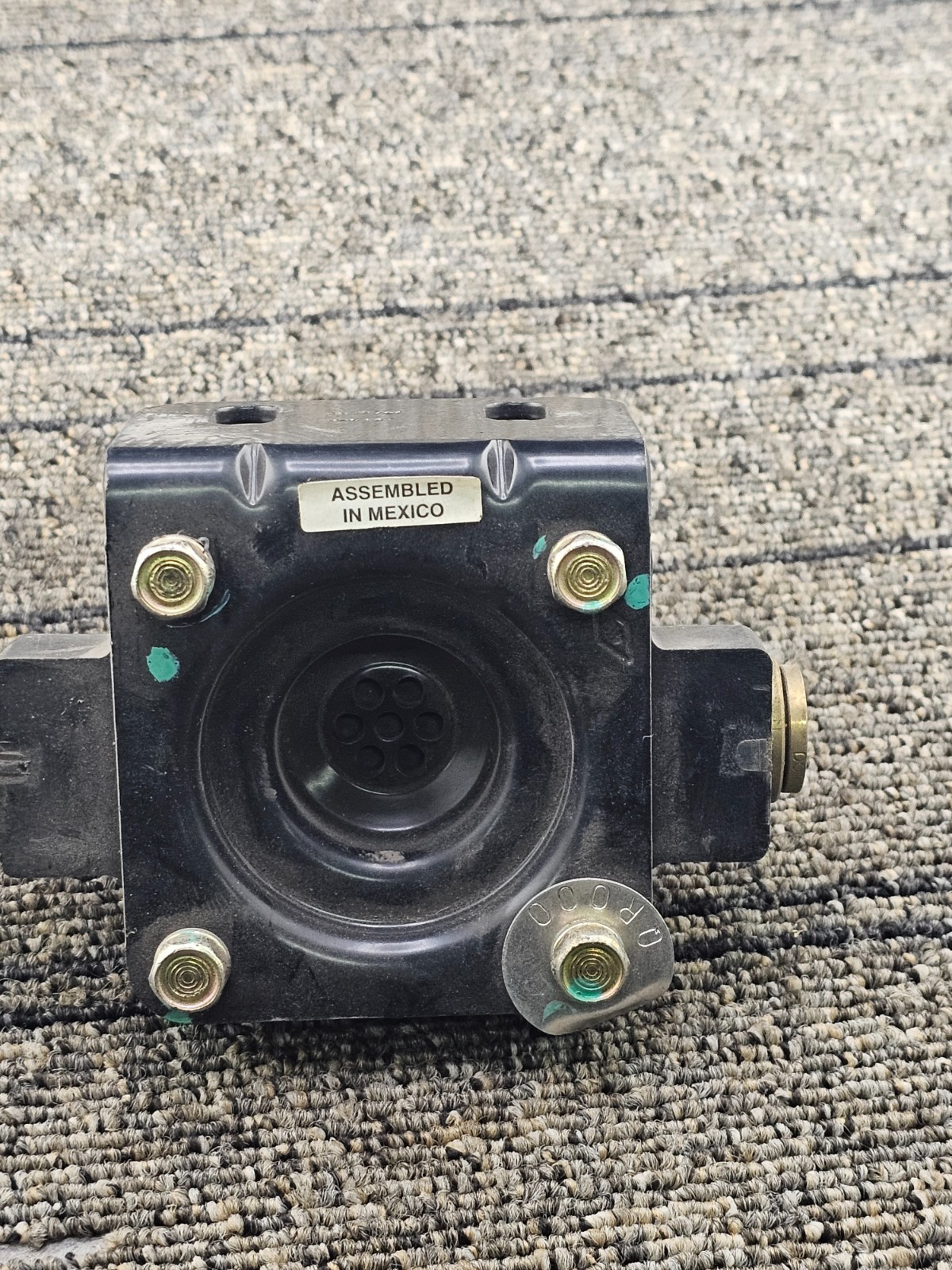 Bendix 3518868C2 Quick Release One Valve Pushlock