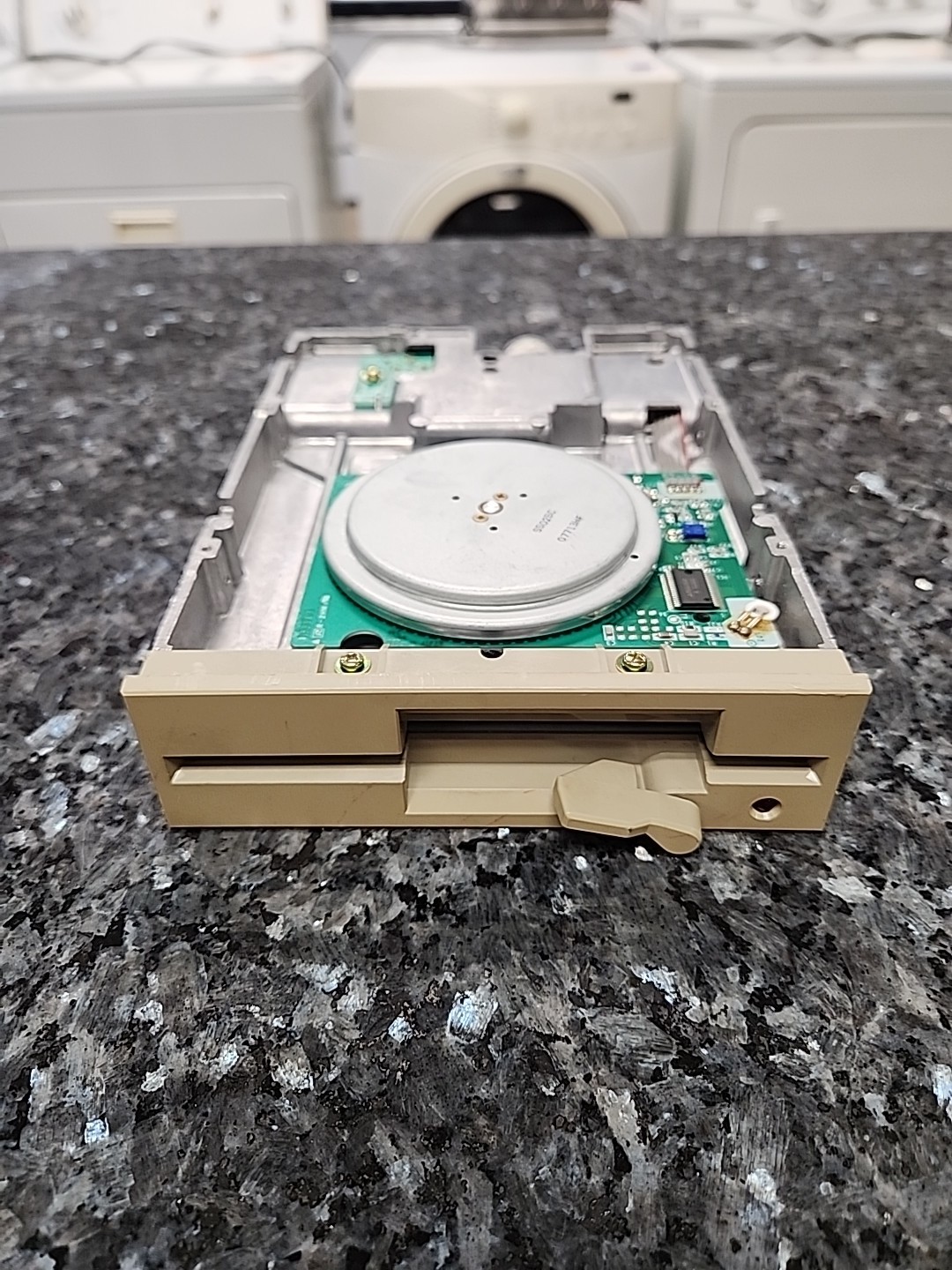 Chinon FR-506 Floppy Drive UNTESTED