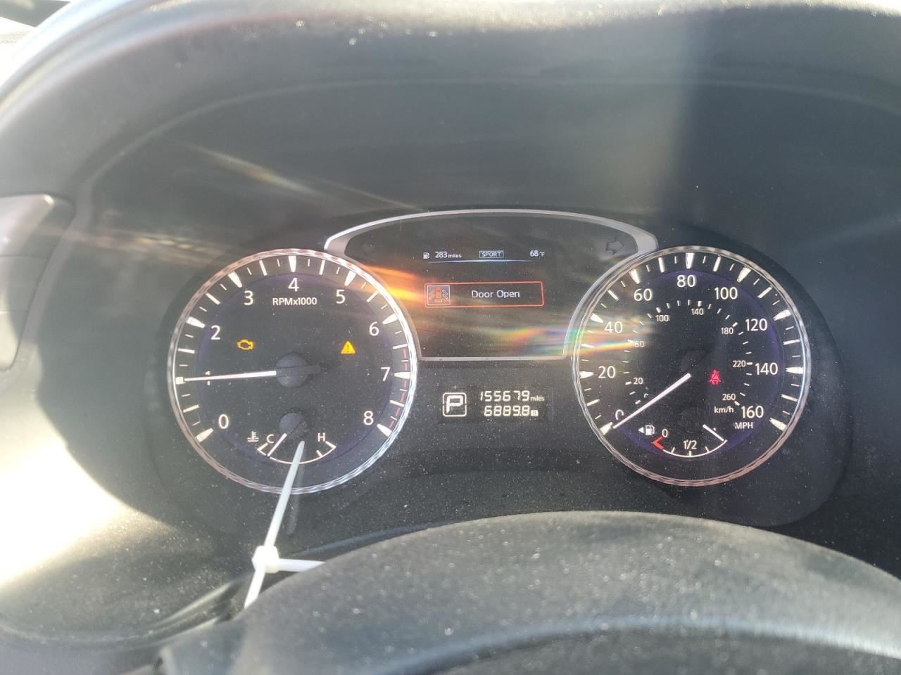 QX60 2014 Glove Box 4835520
