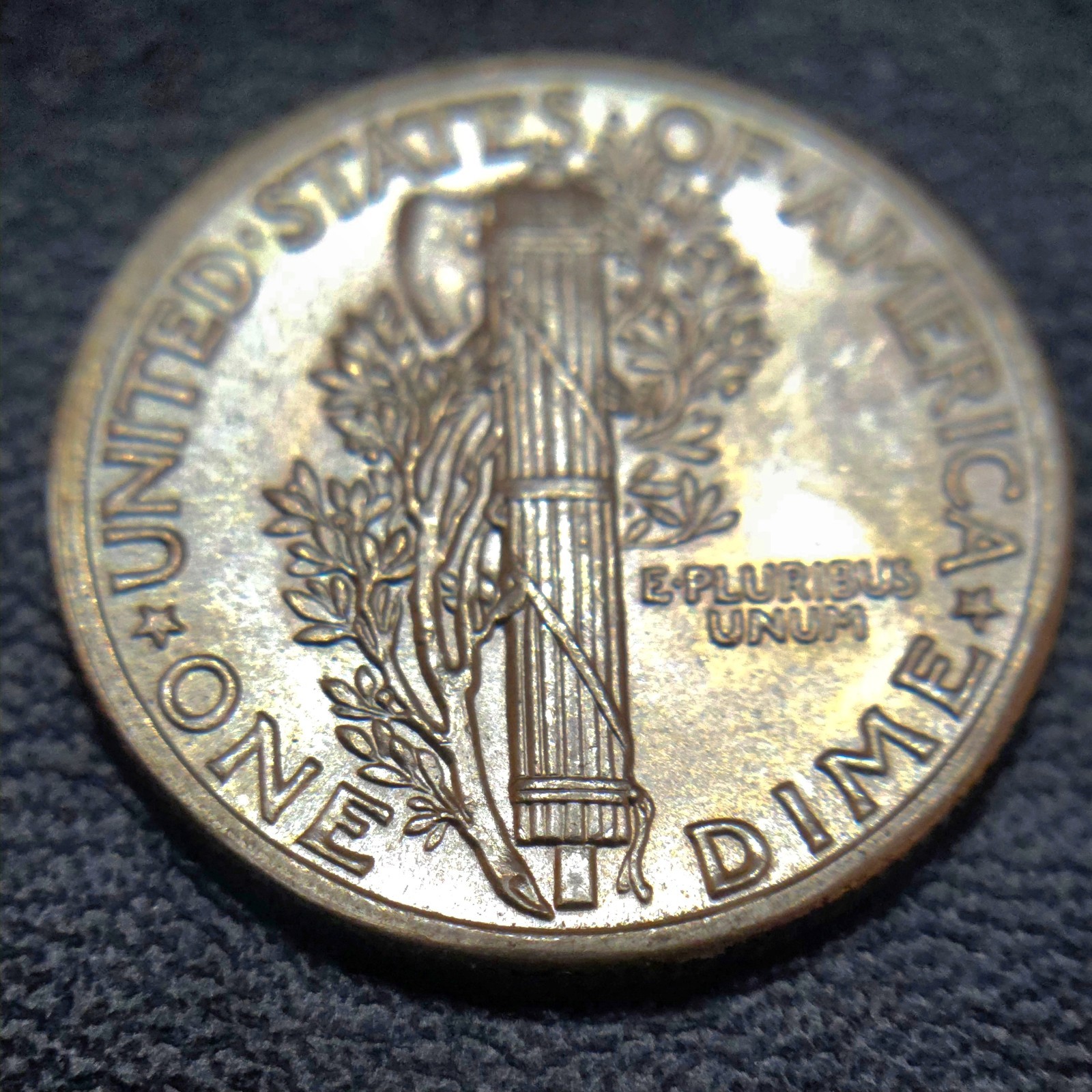 1942 Mercury Dime: Full Band (FSB) Sharp Strike Appearance - Uncirculated Silver