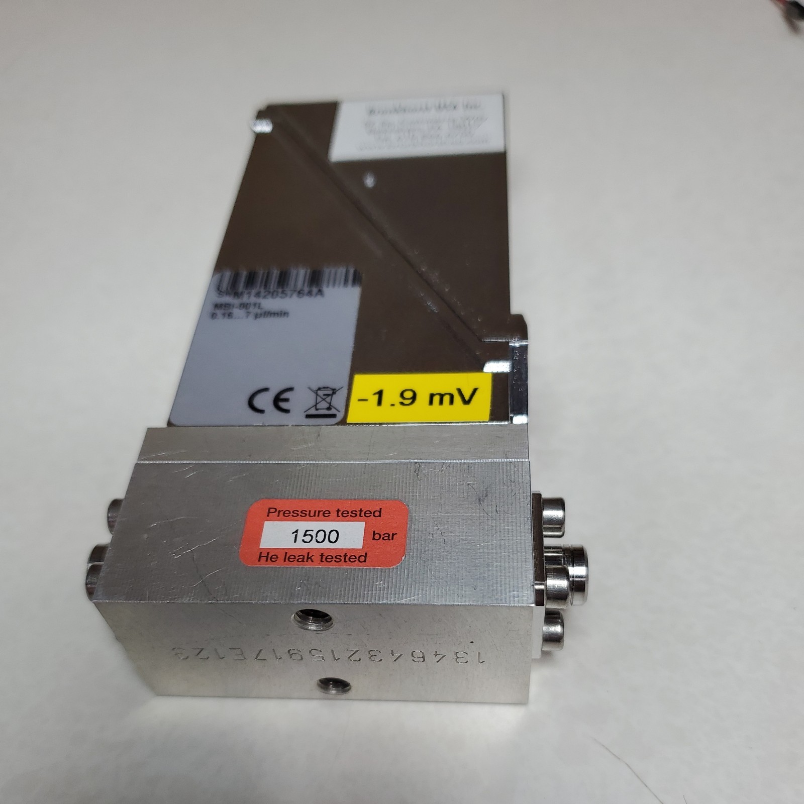 Bronkhorst μ-FLOW MBI-001L Mass Flow Controller 0.16–7 µL/min @digital