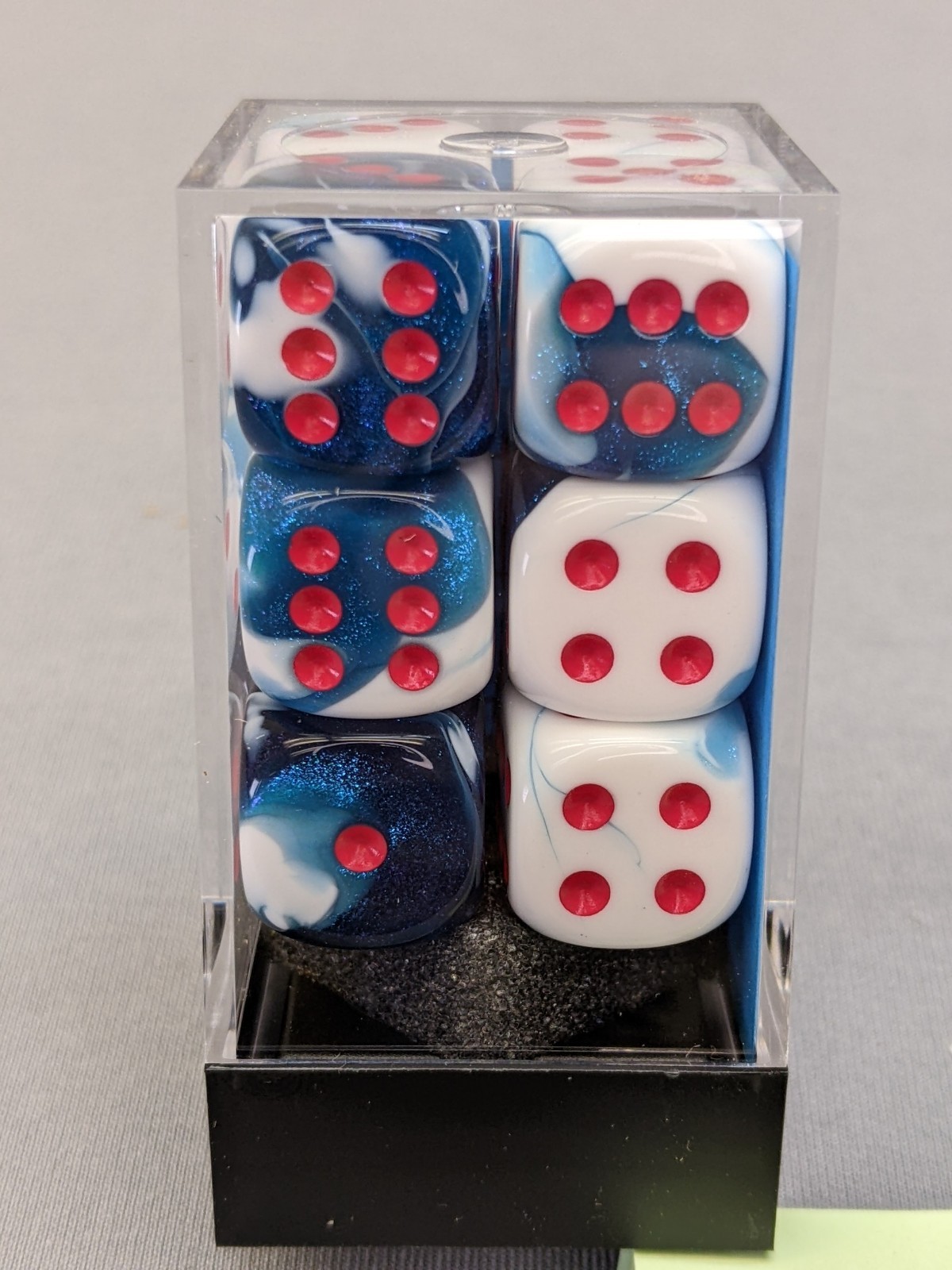 Chessex CHX 26657 Gemini 16mm D6 Blue-White/Red (12)