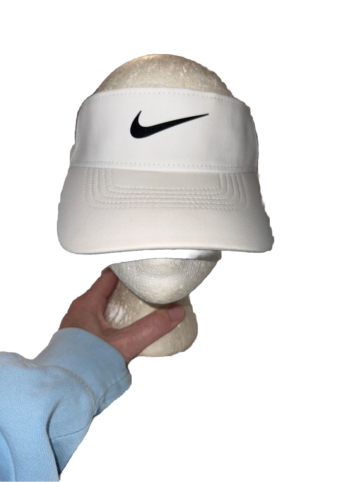 Nike White Visor w Black Swoosh and vented strap Hook Loop EUC