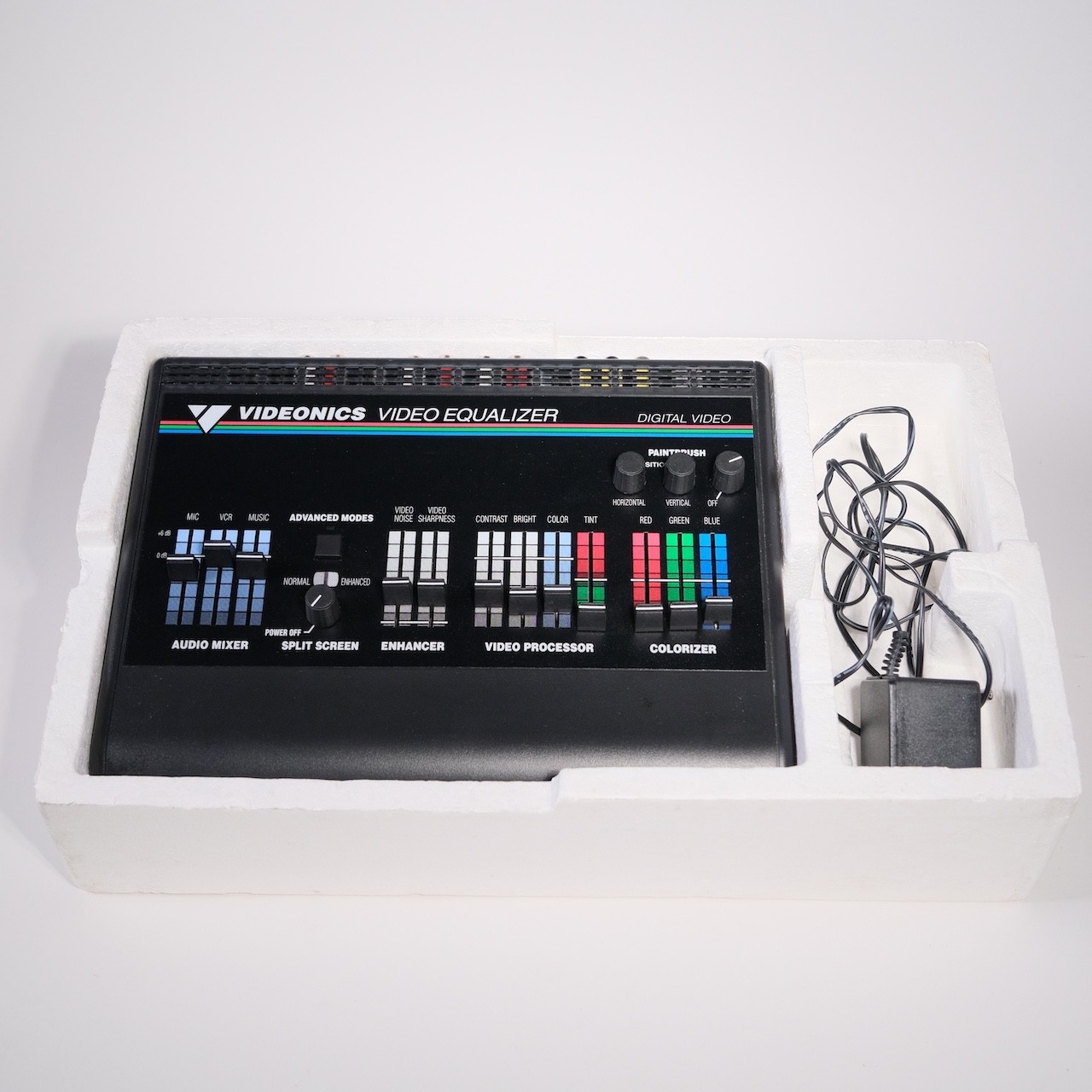 VIDEONICS VIDEO EQUALIZER Model VE-1A NTSC audio video processor very clean!