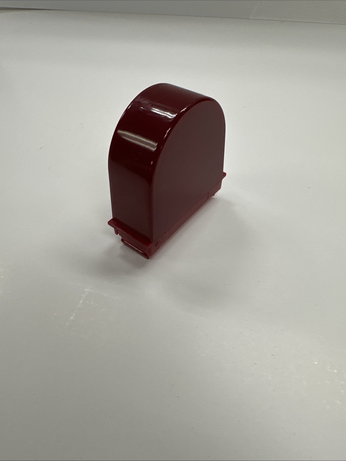 A44376-1R Red Lens InsertA44376-1RA44376-1R Executon for dome light