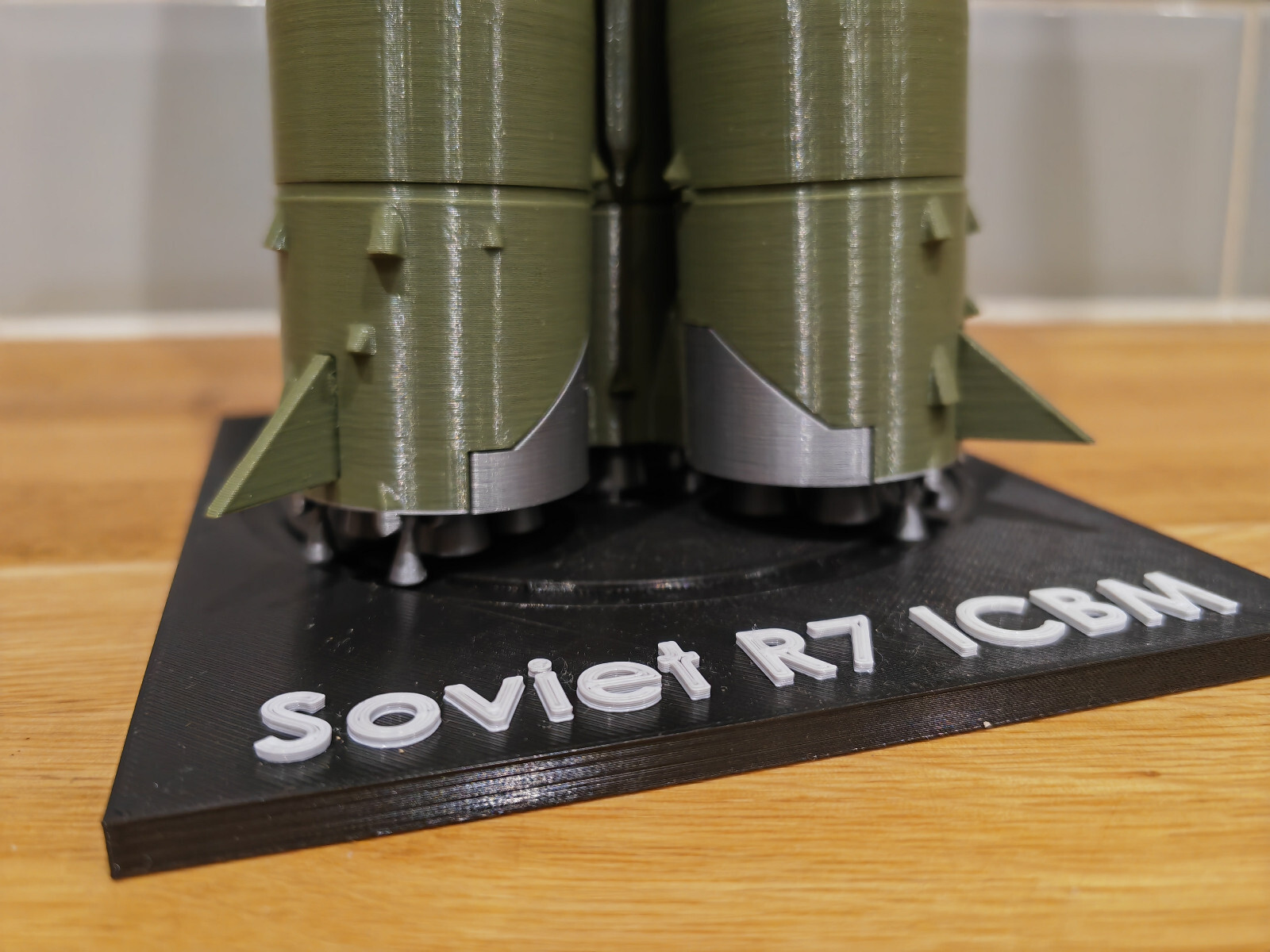 Soviet Missile R7 ICBM Ship Rocket Model 1:72 scale 465mm 18inch