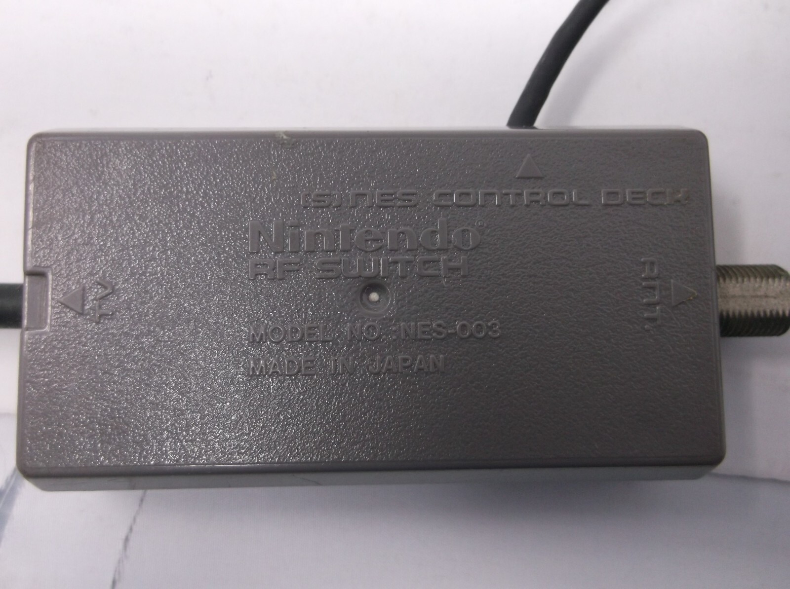 NINTENDO RF Switch for SNES NES-003
