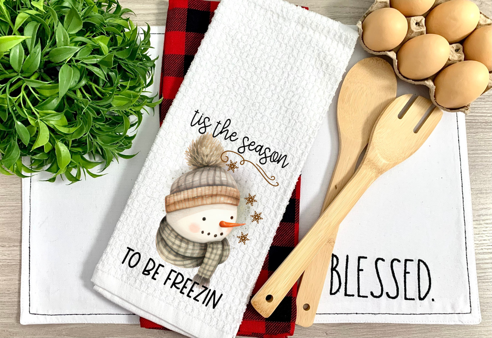 Season To Be Freezin, Waffle Weave Dish/Tea Towel, Micro Fiber, 16x24"(T241)
