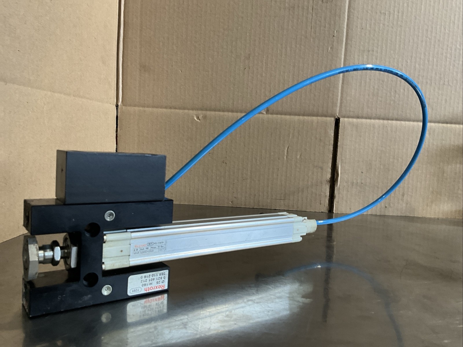 REXROTH 5285010320 PNEUMATIC CYLINDER Use