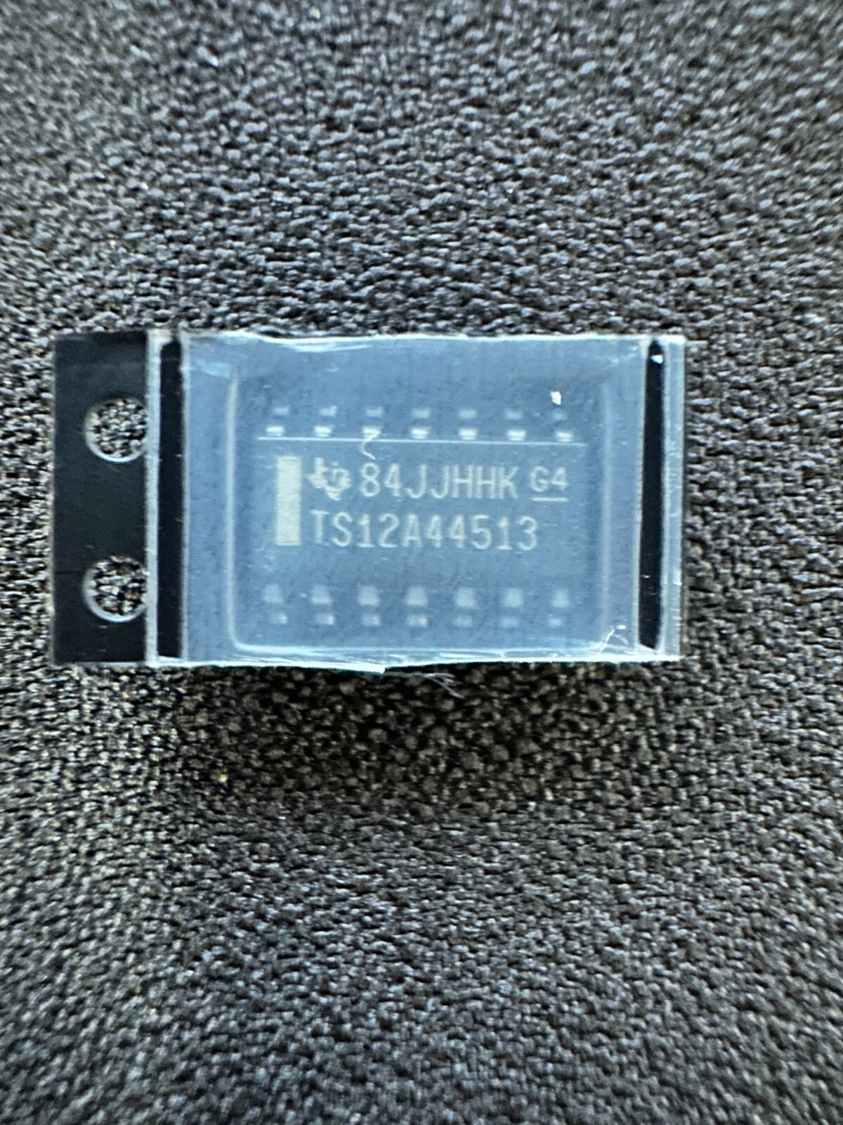 Texas Instruments TS12A44513DR Analog Switch ICs (A54)